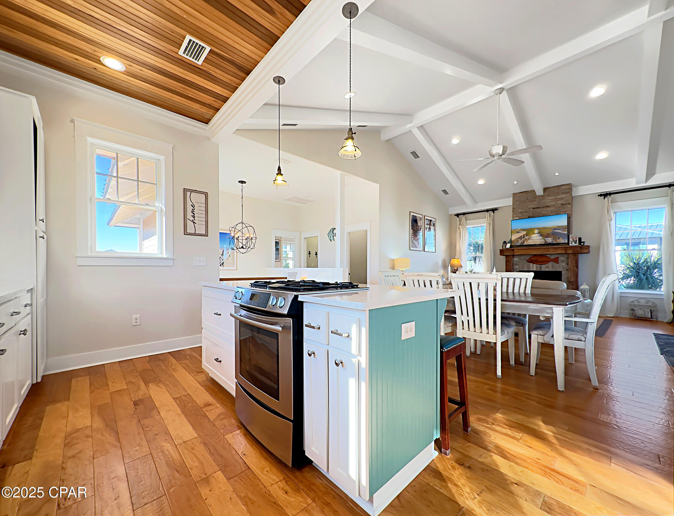 Image 7 For 211 Pinnacle Drive