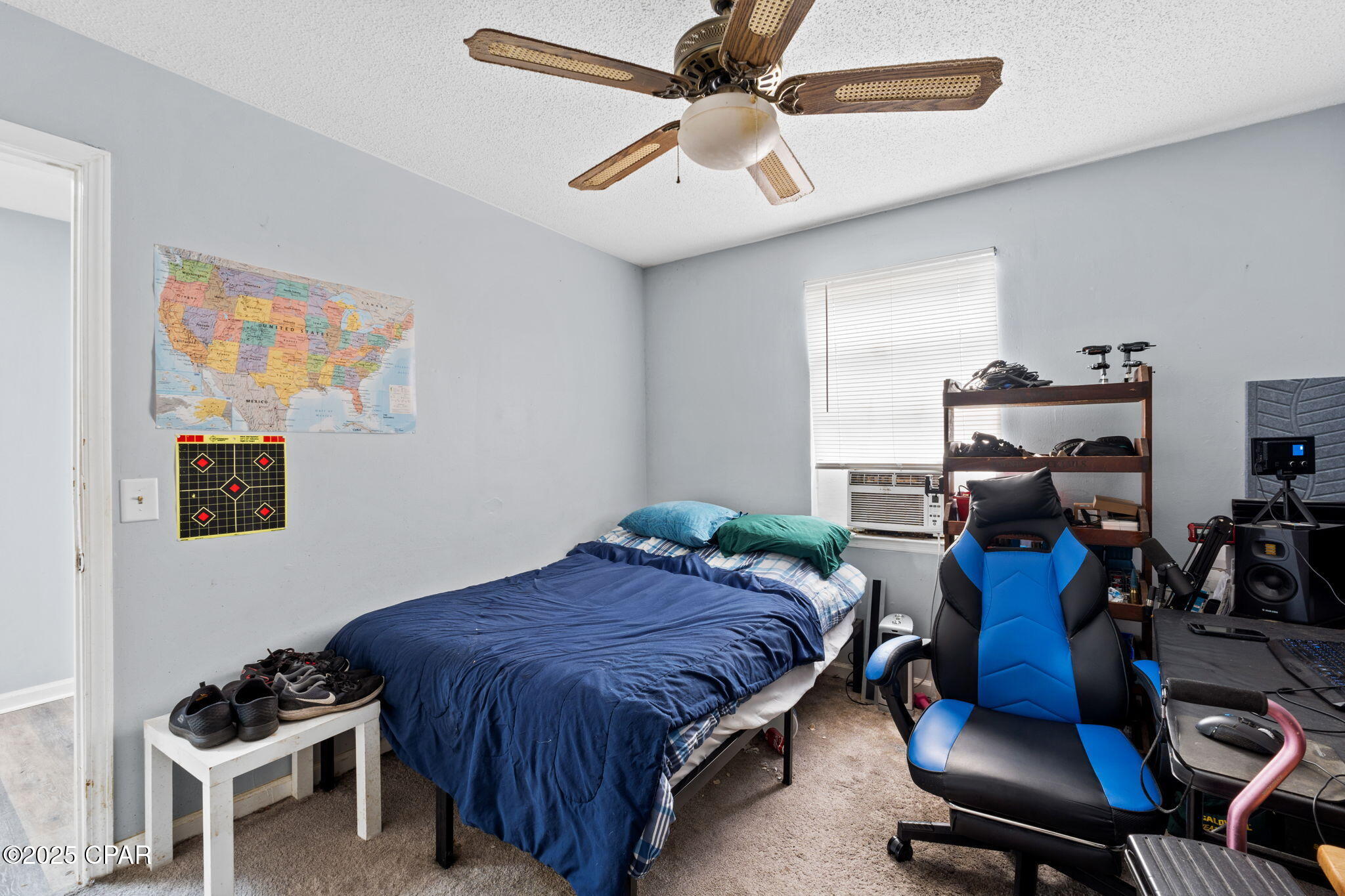 Image 16 For 140 Oleander Circle