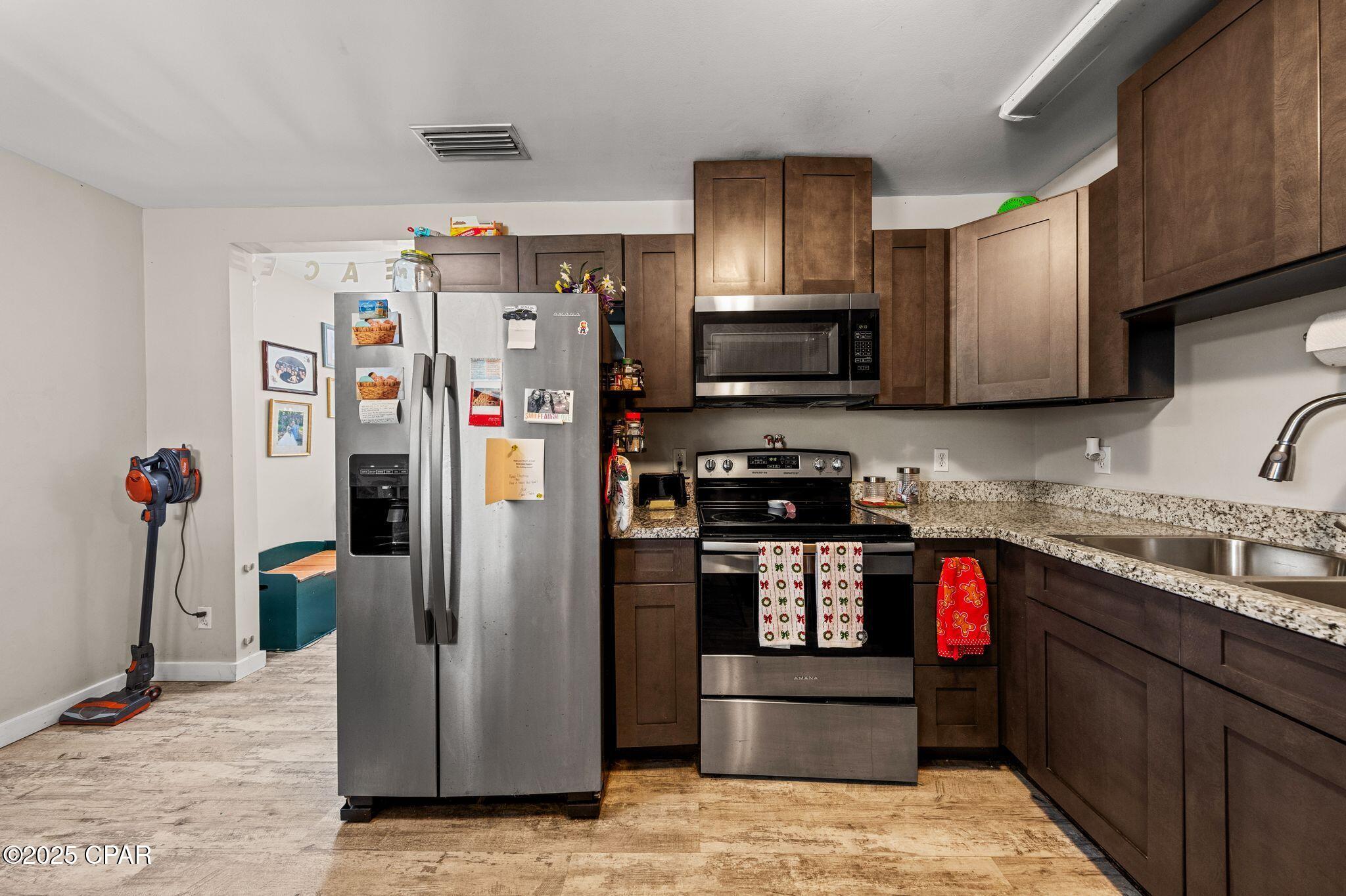 Image 10 For 1710 Drake Avenue