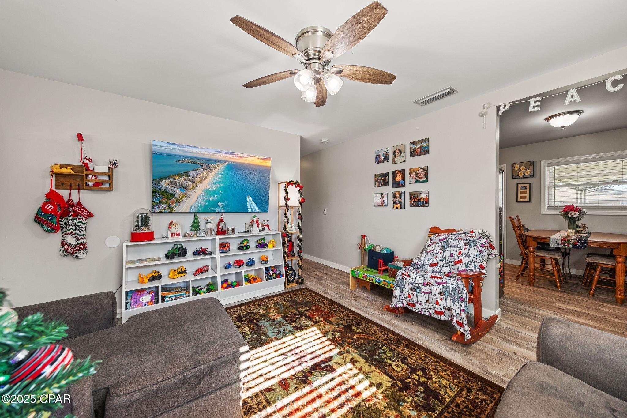 Image 13 For 1710 Drake Avenue