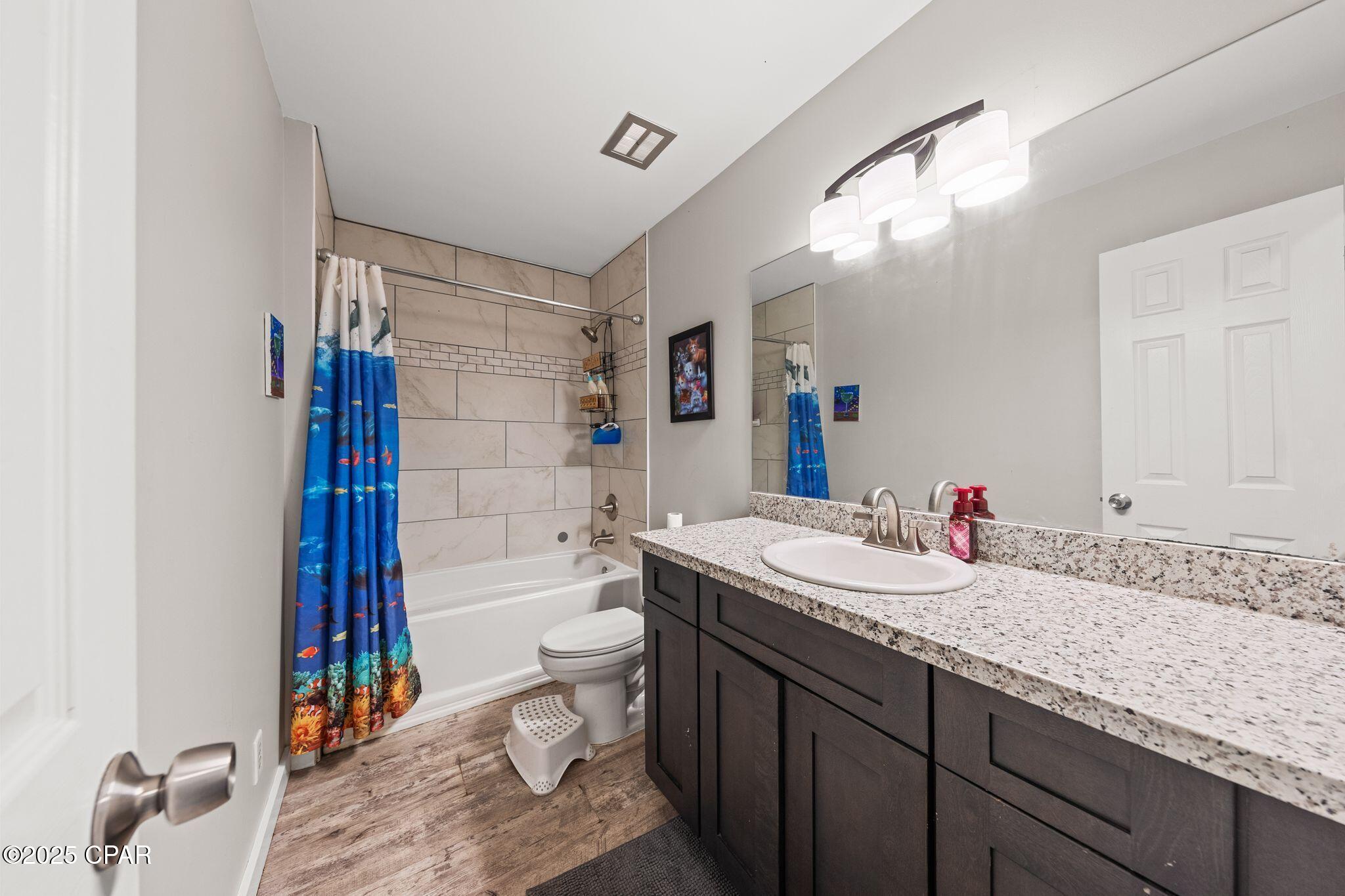 Image 15 For 1710 Drake Avenue