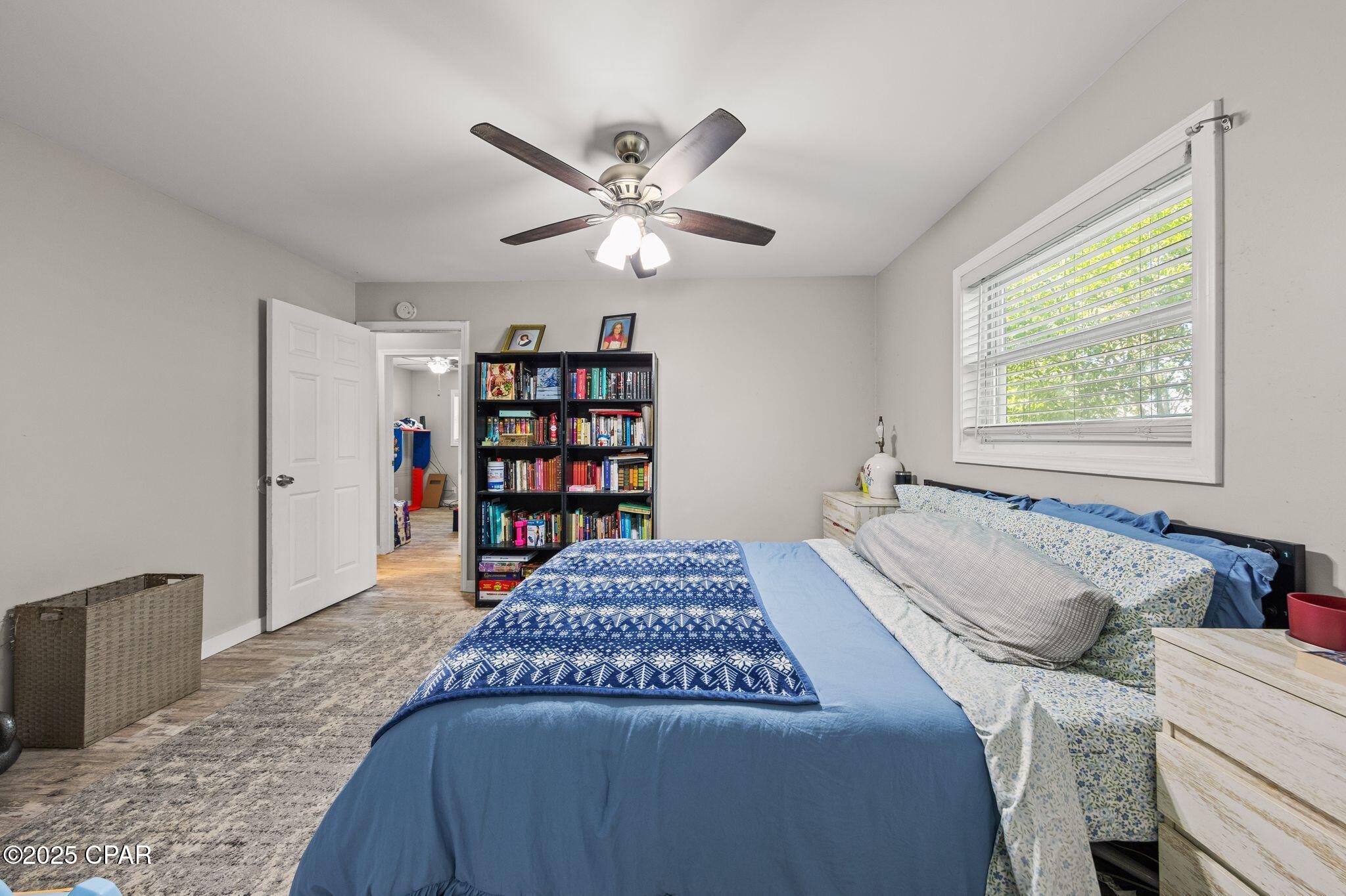 Image 23 For 1710 Drake Avenue