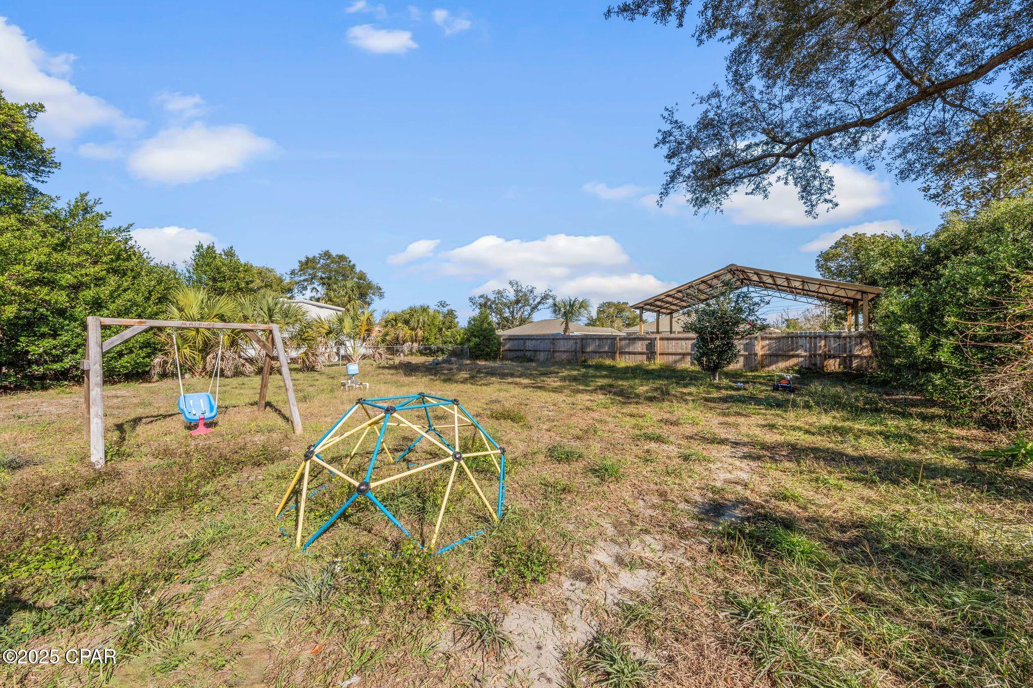 Image 33 For 1710 Drake Avenue