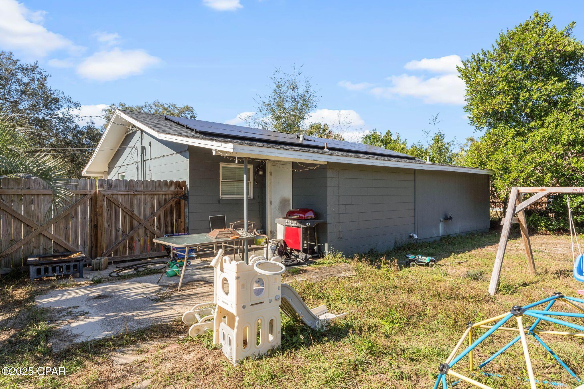 Image 36 For 1710 Drake Avenue