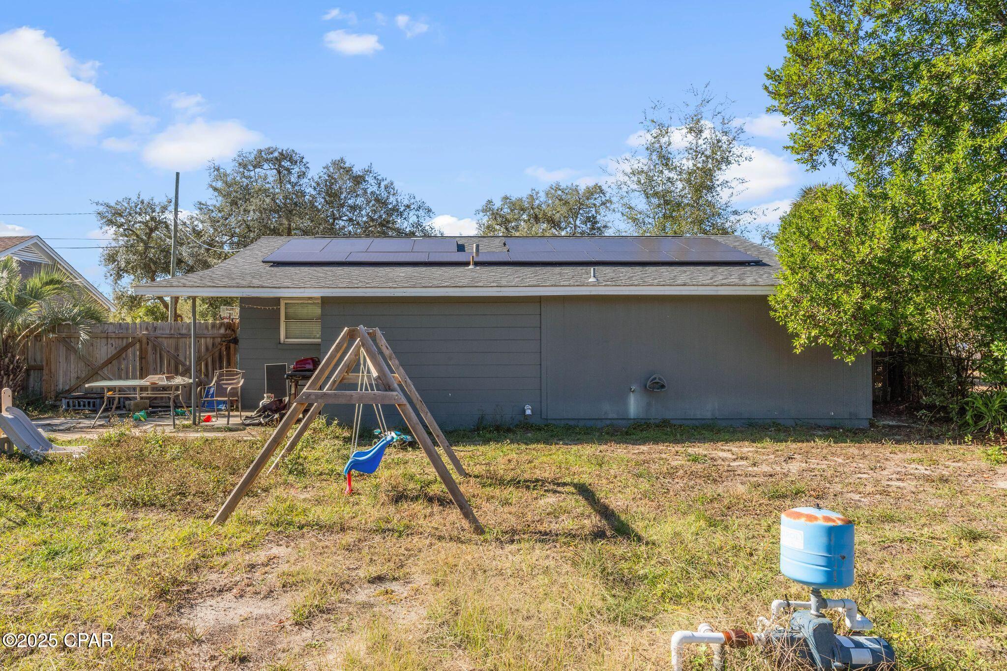 Image 37 For 1710 Drake Avenue