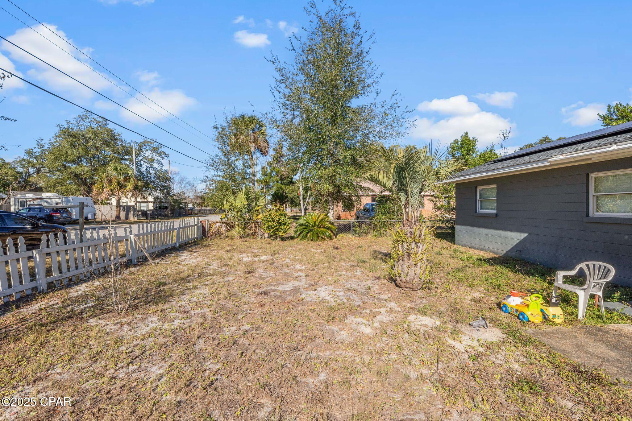 Image 39 For 1710 Drake Avenue