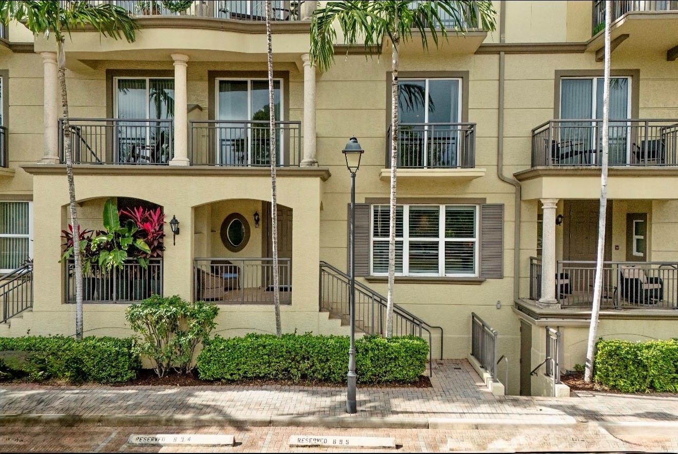 Homes for sale in Wilton Manors, FL | 2609 Ne 14th Ave #107, Wilton Manors, FL 33334 | MLS# F10541905