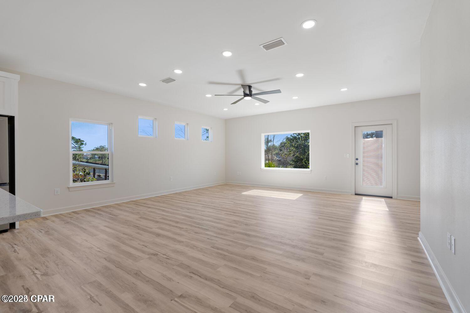 Image 4 For 1000 4th Street