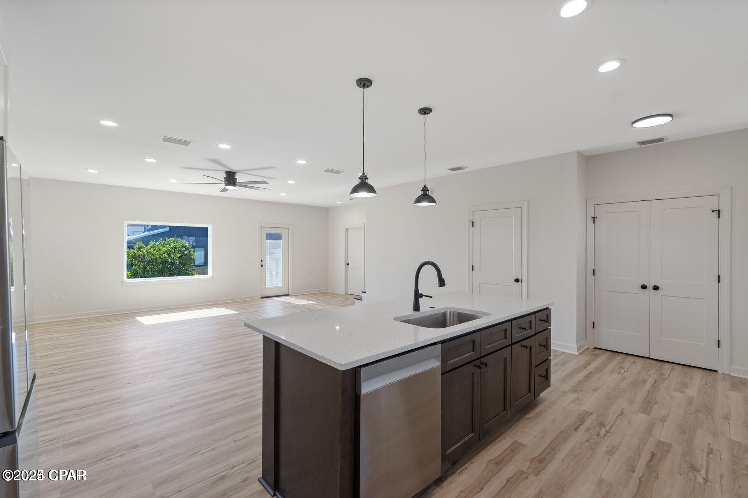 Image 8 For 1000 4th Street