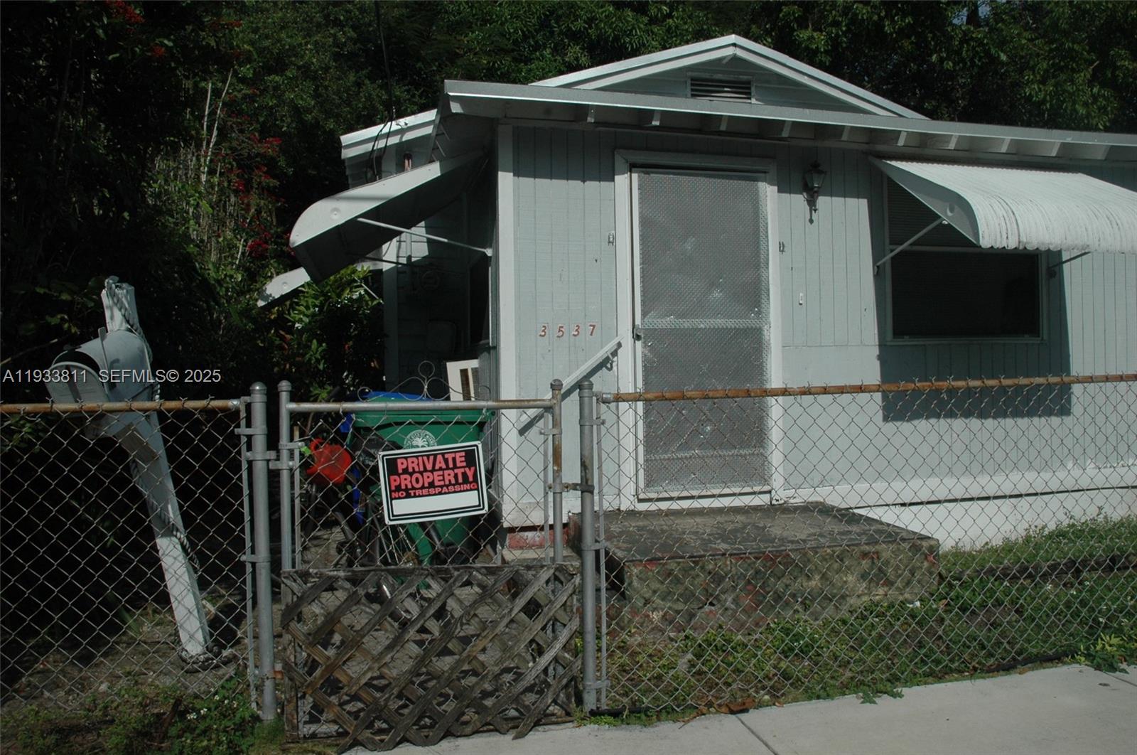 Builder opportunity. 5000 sq ft Lot in the Grove located on Charles Ave. Remove existing structure and build dream home in Coconut Grove. Close to Miami and all major arteries and Coconut Gove night life. Walk to the farmers market on a Saturday morning or to Main Highway for the many great festivals in the Grove. Quaint Florida Bungalow could be restored with the right budget.Schedule an appointment today.Property is part of the Charles Ave historic district.