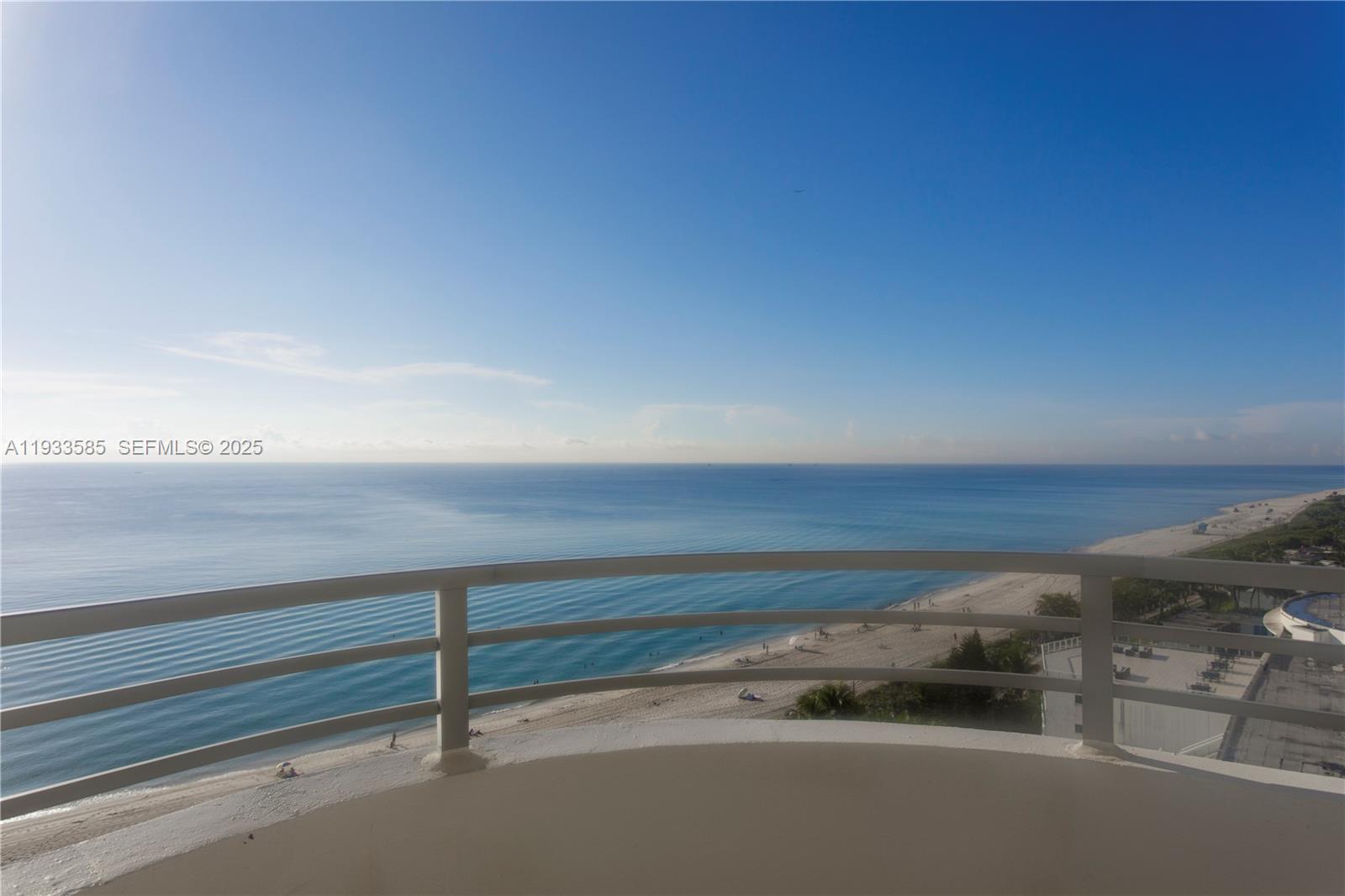 Oceanside Plaza Condo