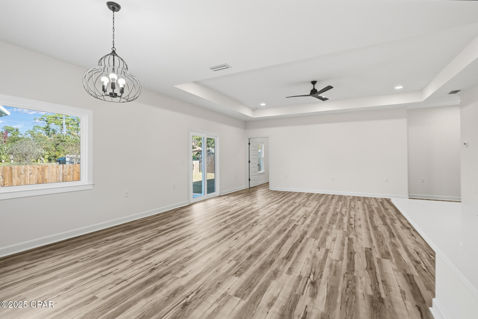 Image 6 For 6517 Pine Drive