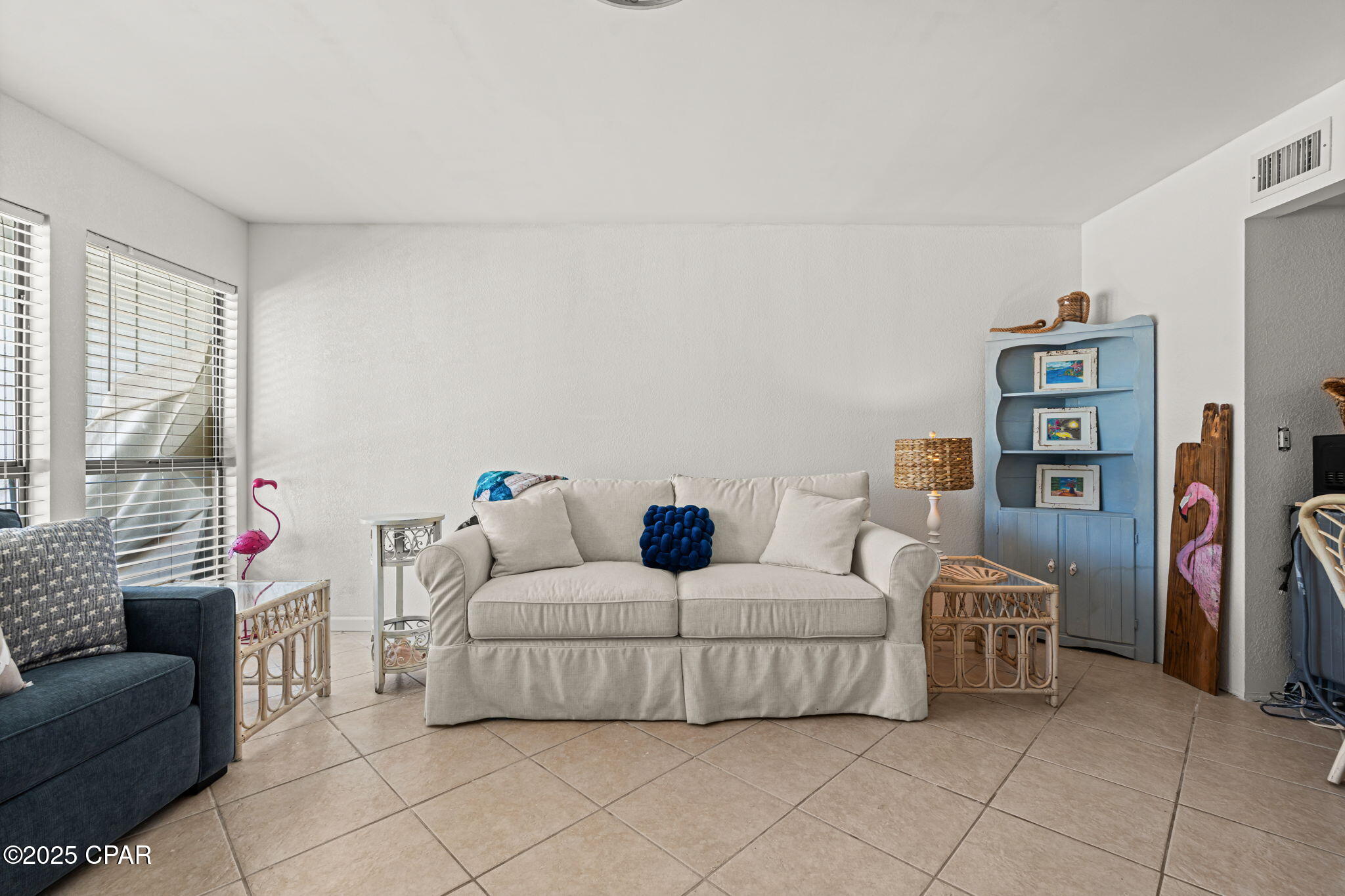 Image 6 For 6909 Lagoon Drive F3