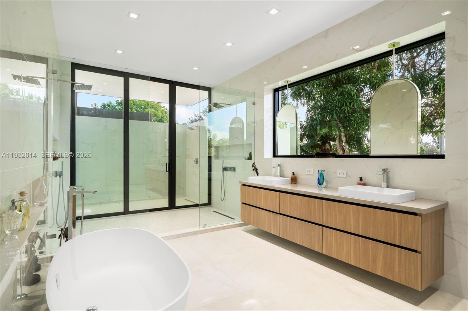 Designer master bathroom at 17841 70th Pl - Luxury Estate in Southwest Ranches