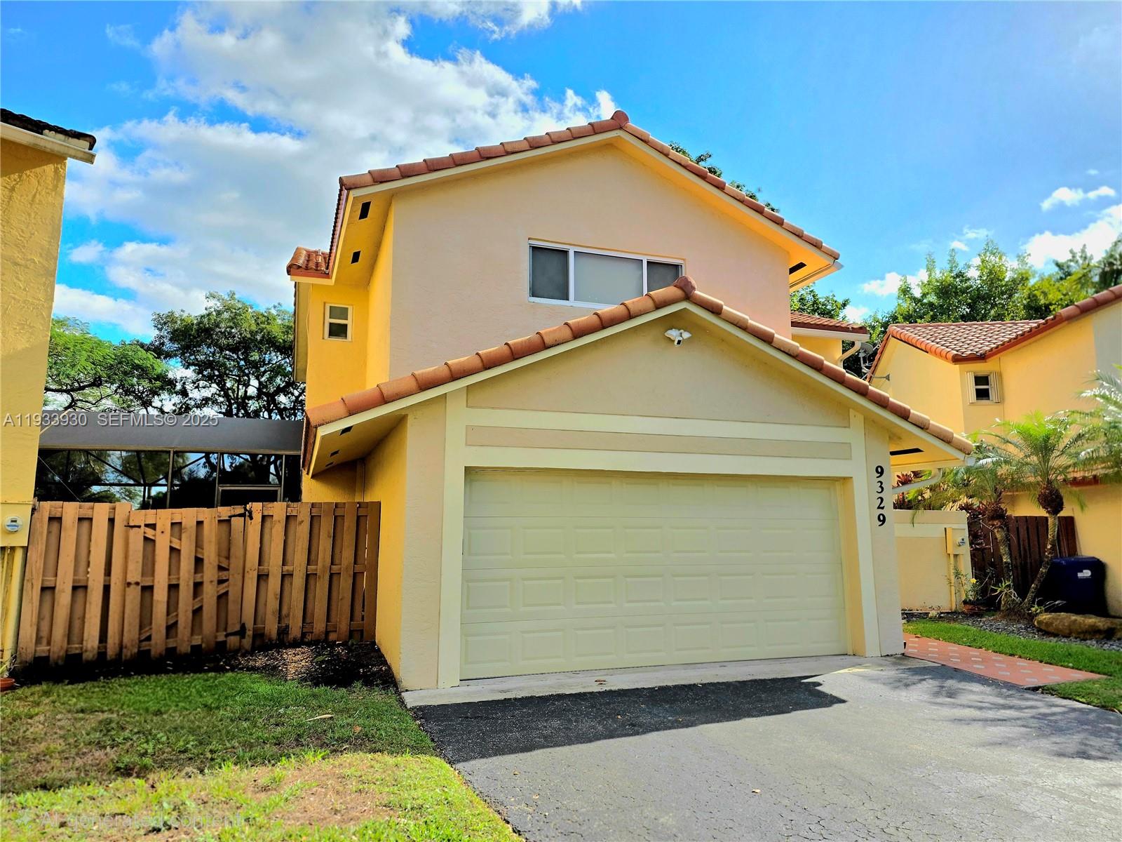 9329 151st Ave, Miami, Florida 33196
