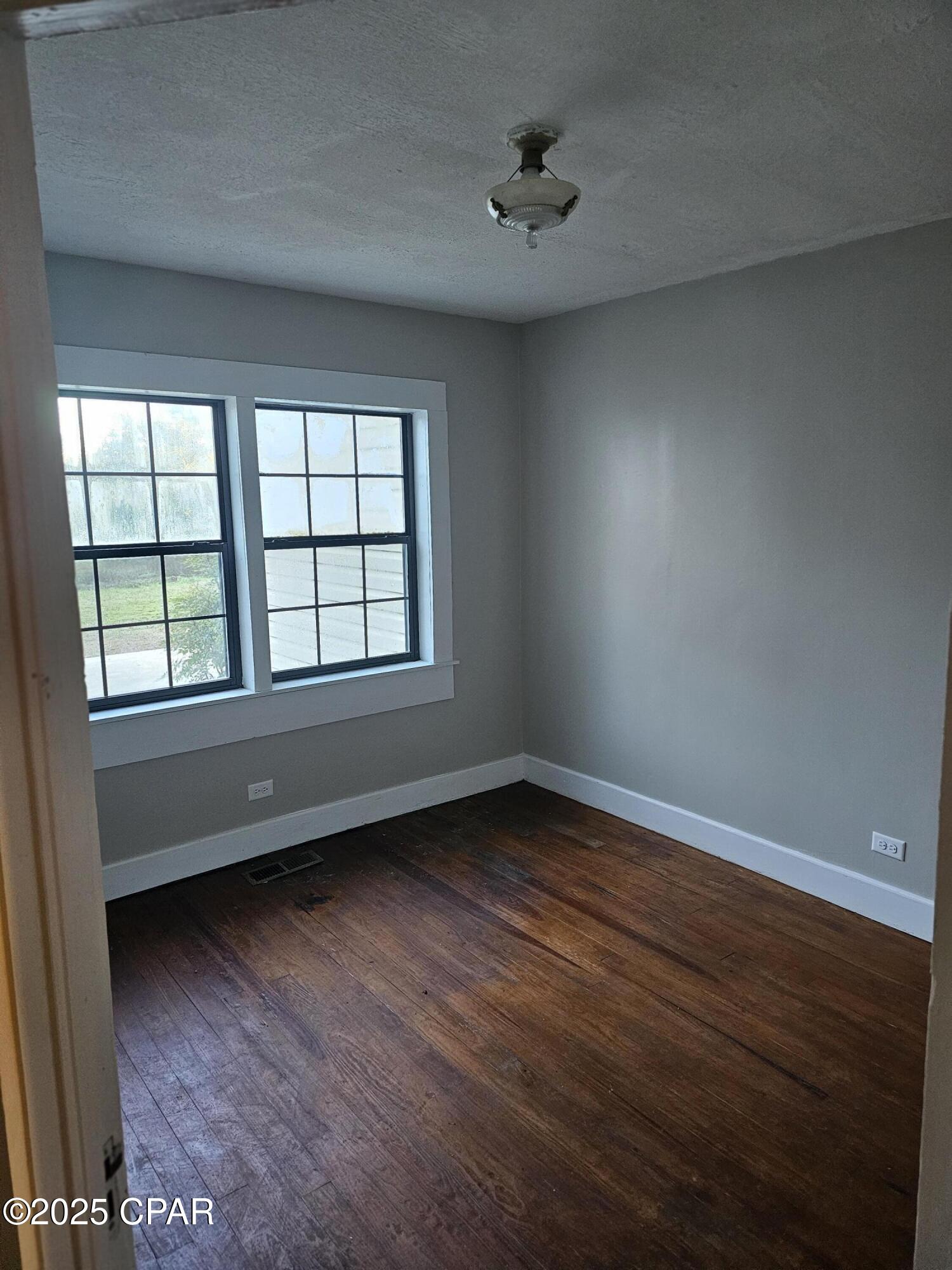 Image 11 For 768 Main Street