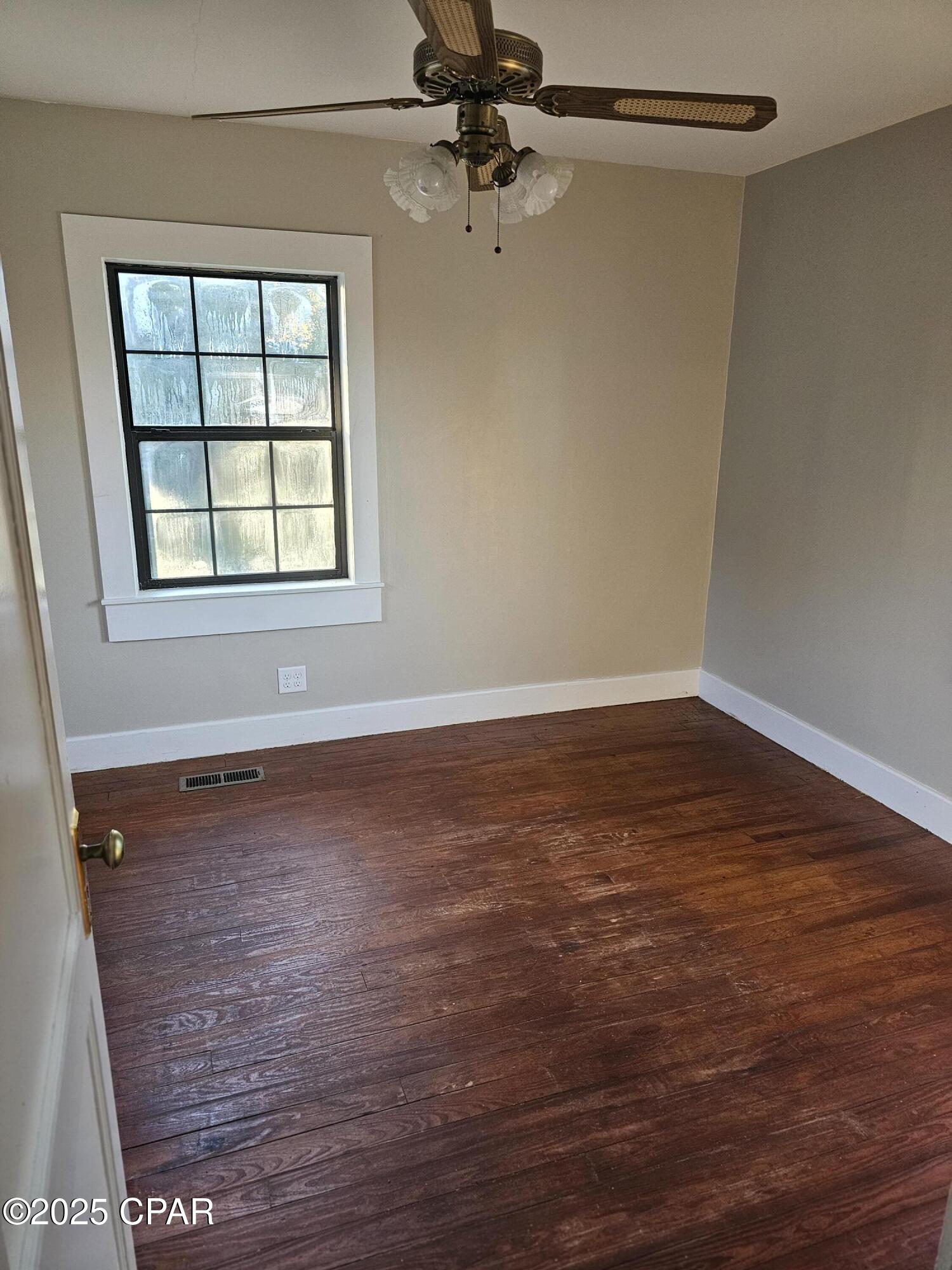 Image 13 For 768 Main Street