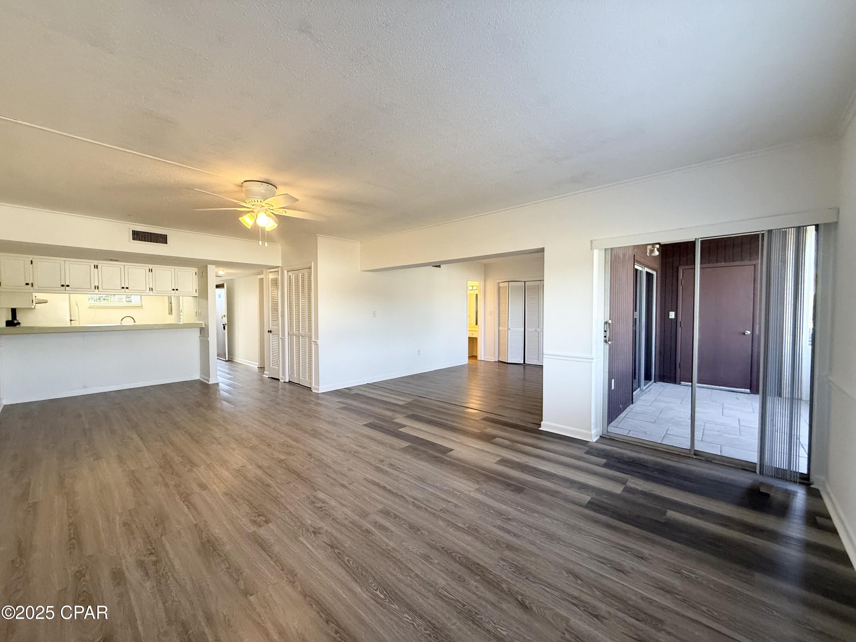 Image 13 For 112 Fairway Boulevard 105