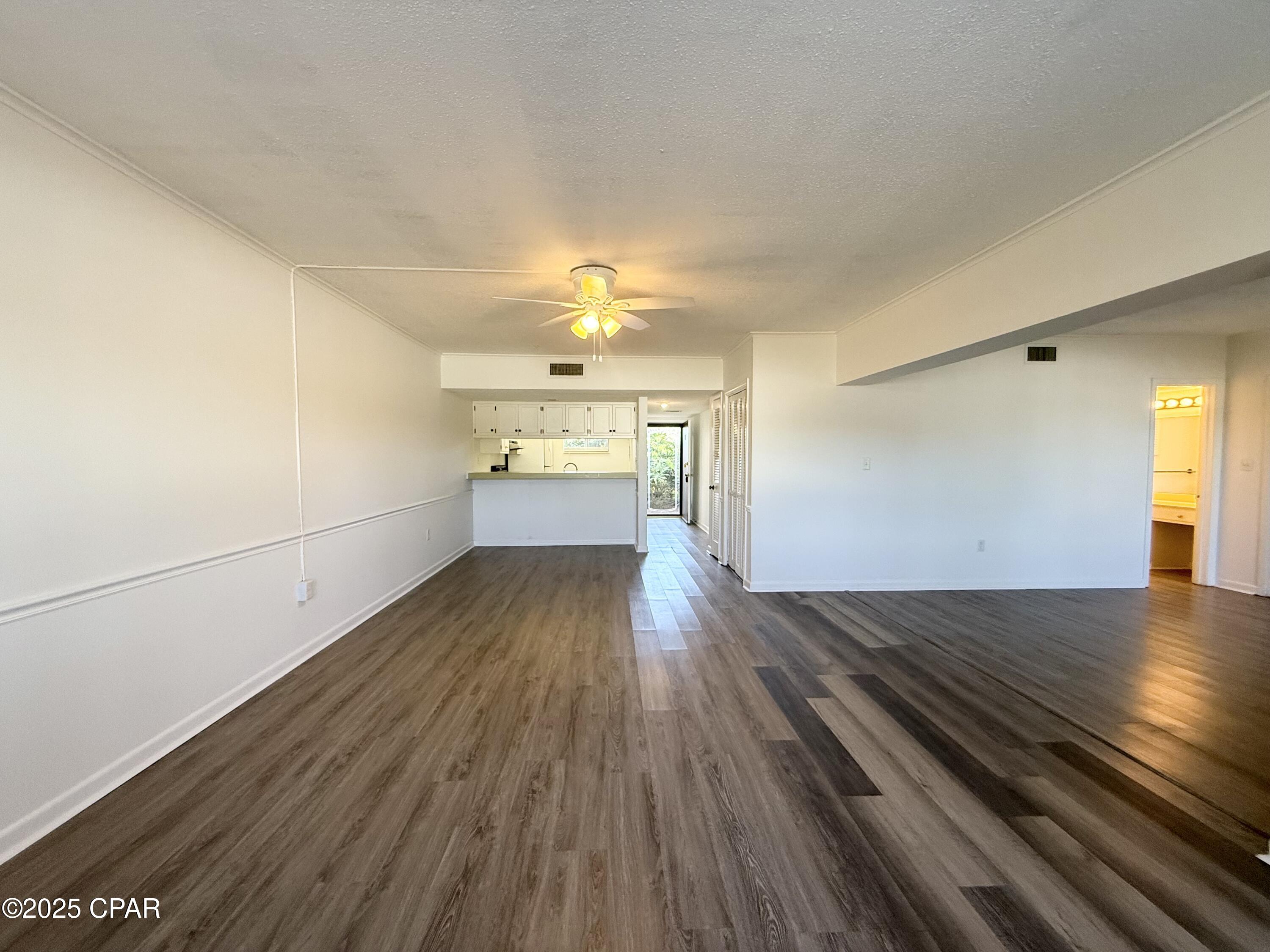 Image 15 For 112 Fairway Boulevard 105