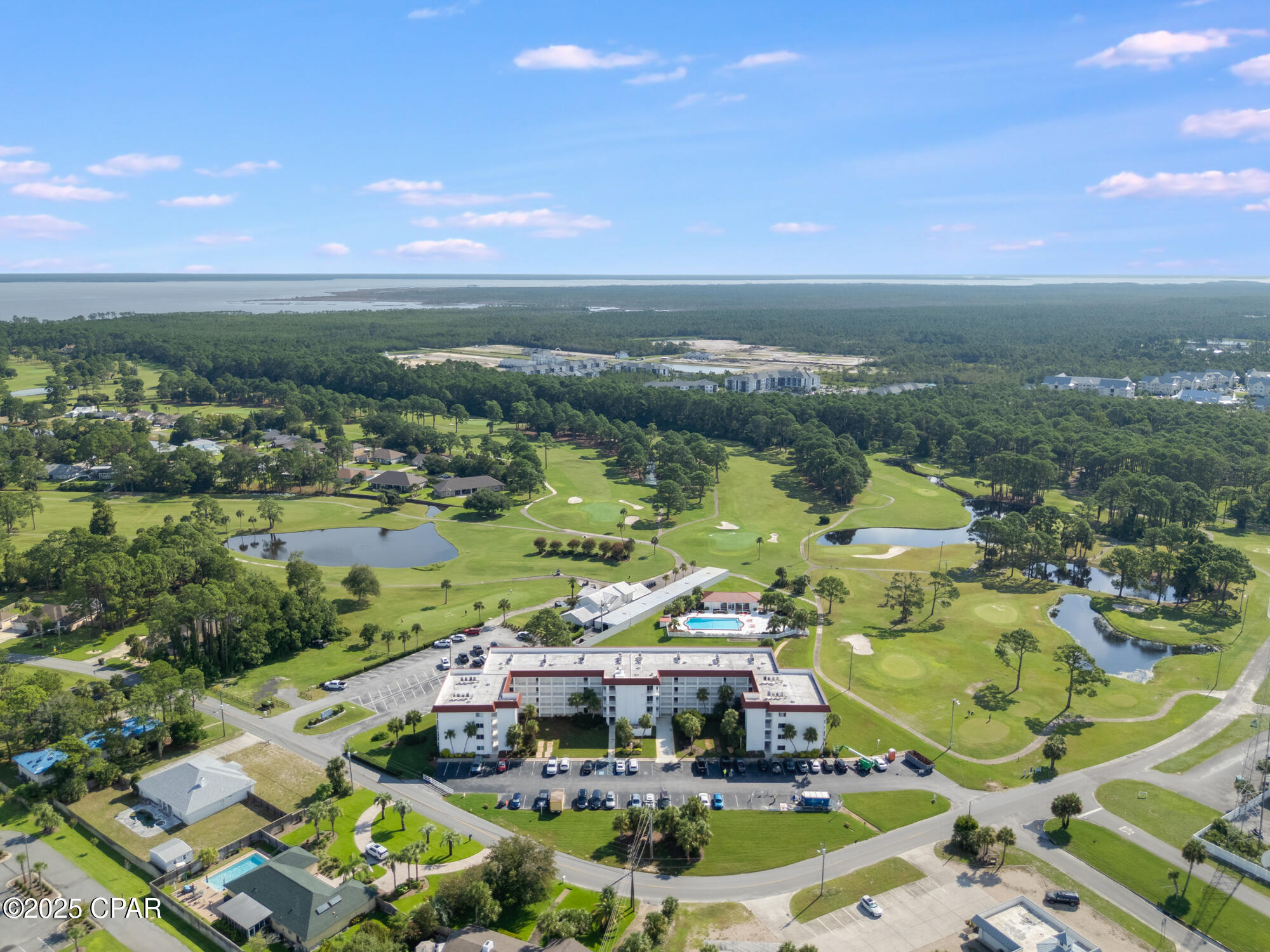 Image 4 For 112 Fairway Boulevard 105