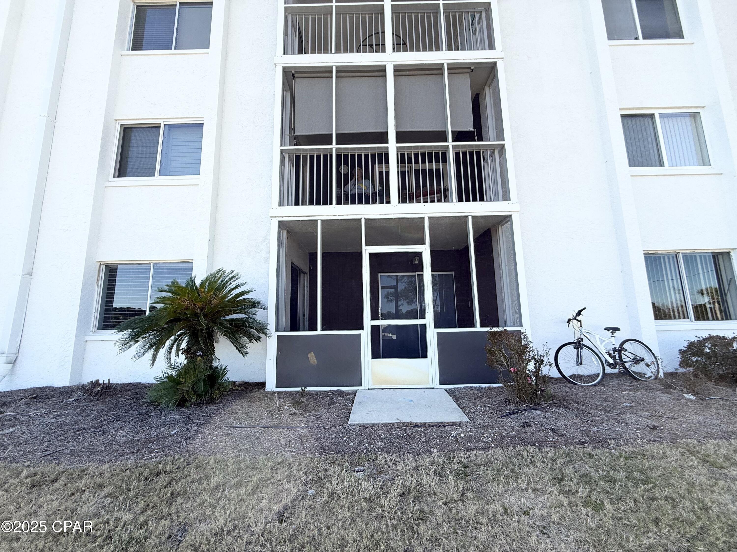 Image 7 For 112 Fairway Boulevard 105