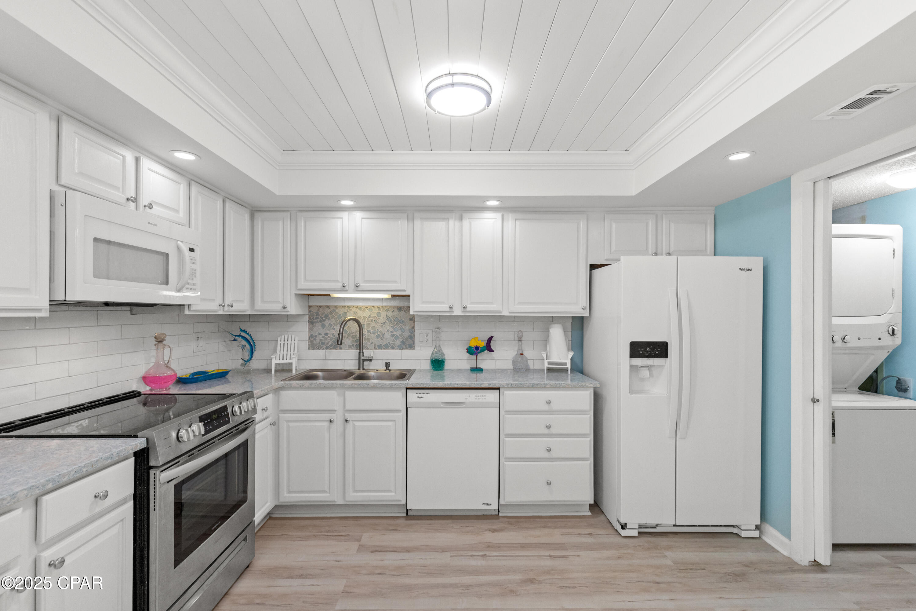 Image 9 For 23223 Front Beach Road A-123