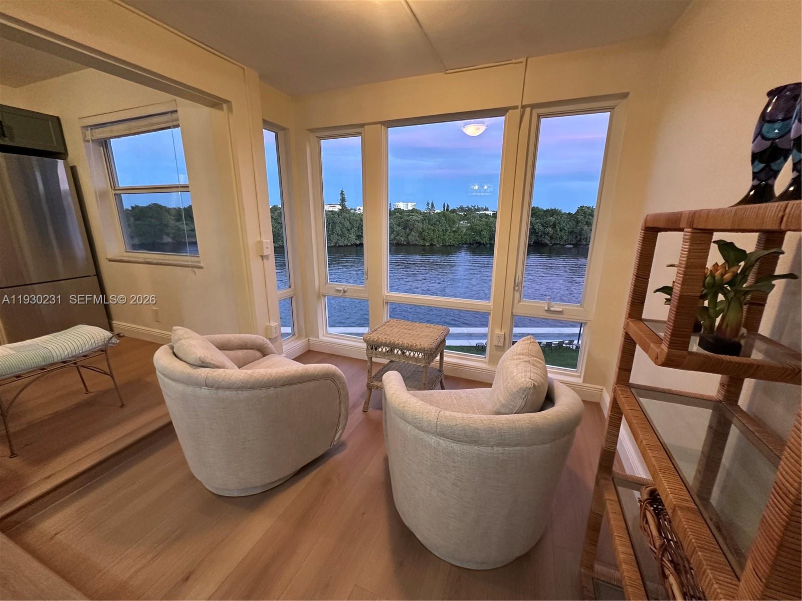 Colonial Club Condo Sec 1