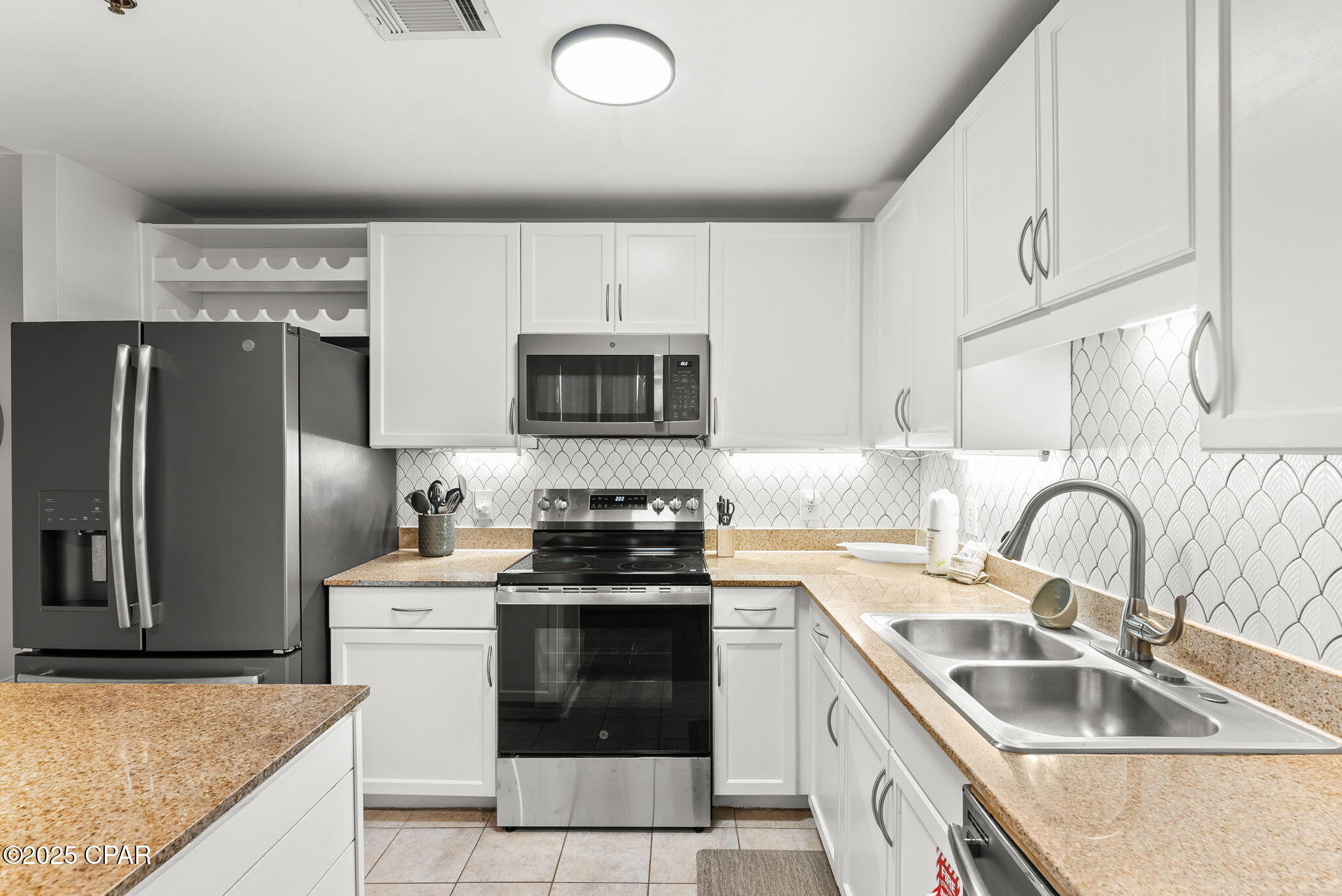 Image 12 For 9902 Thomas Drive 628