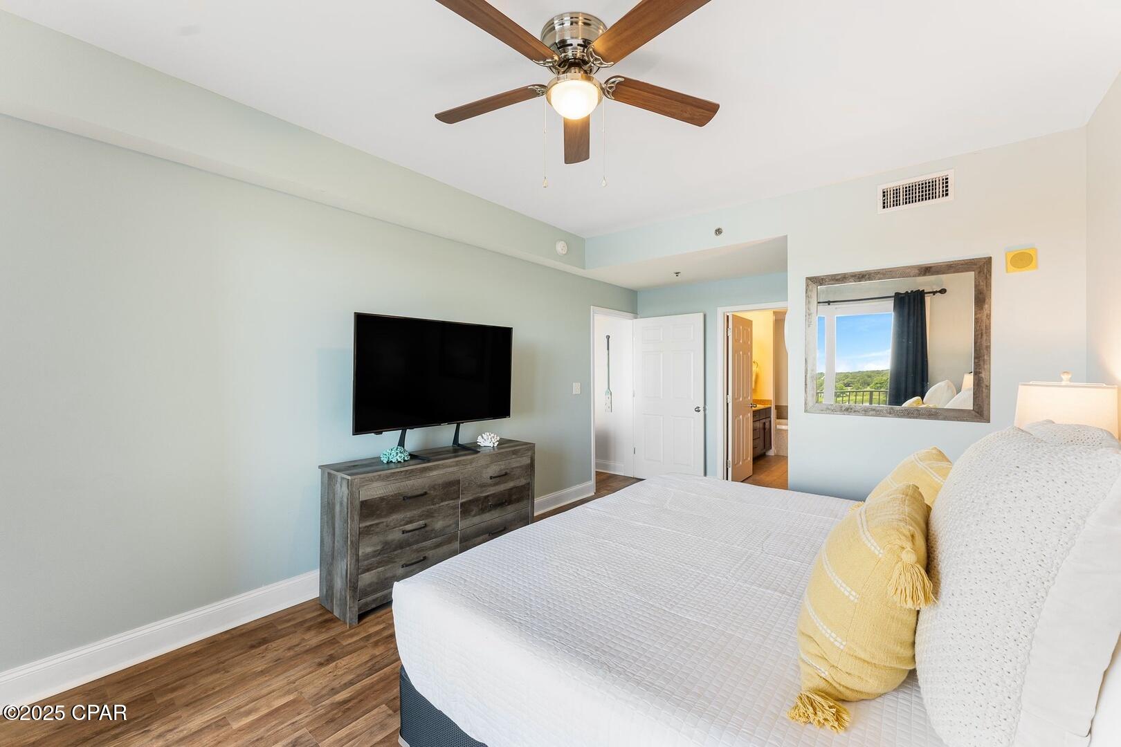 Image 15 For 9902 Thomas Drive 628