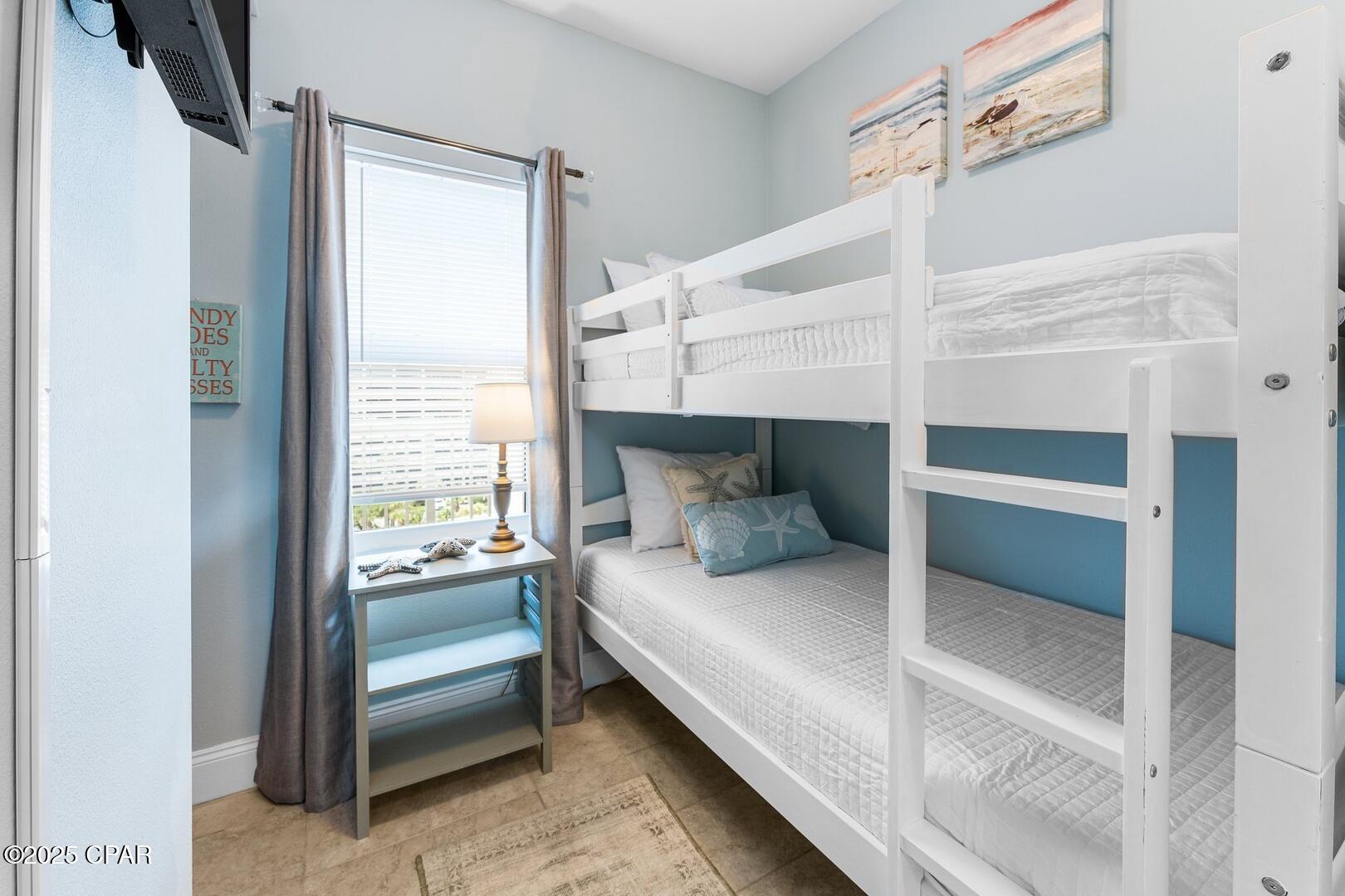Image 3 For 9902 Thomas Drive 628