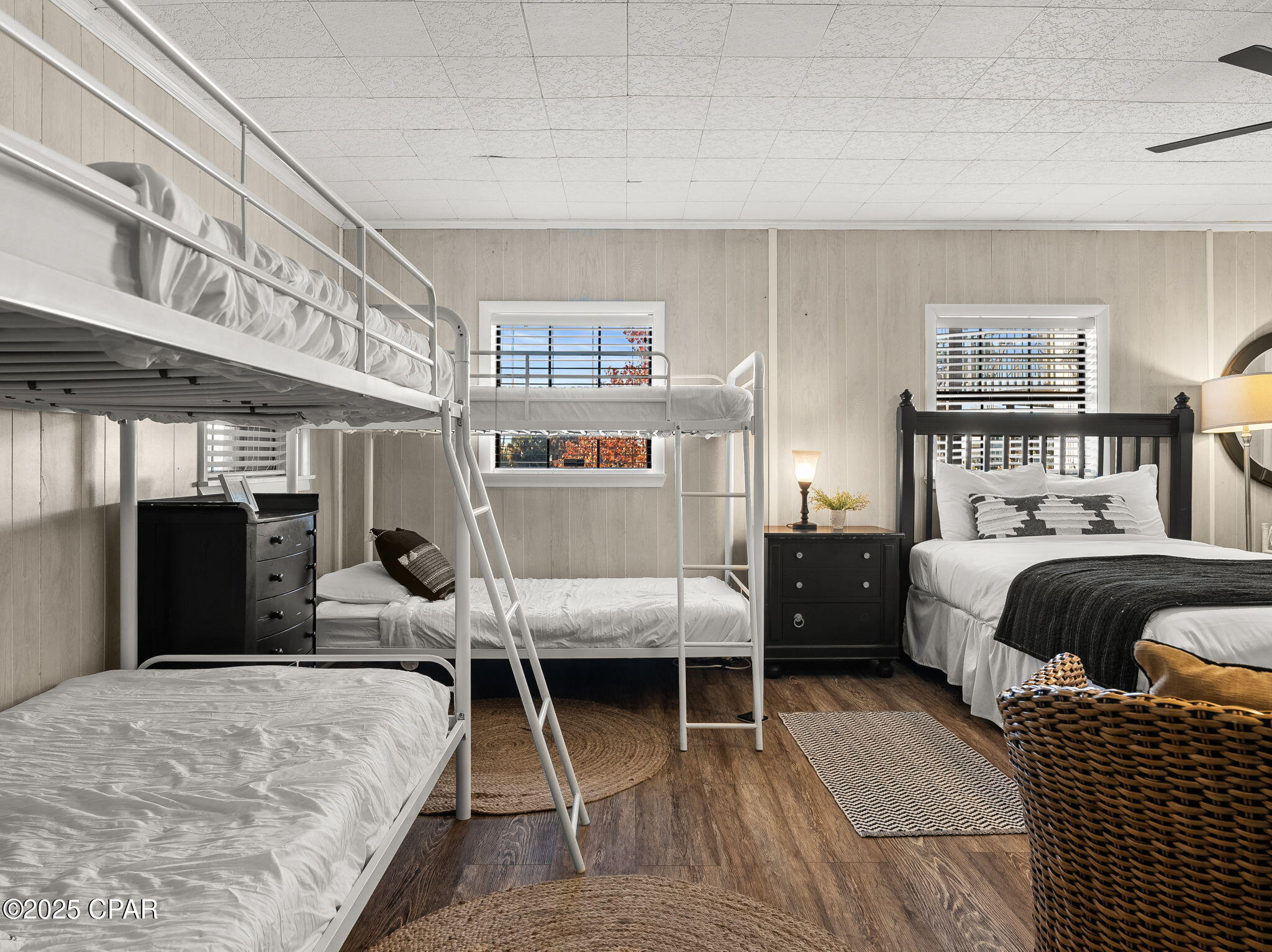 Image 28 For 111 Charles Claude Circle