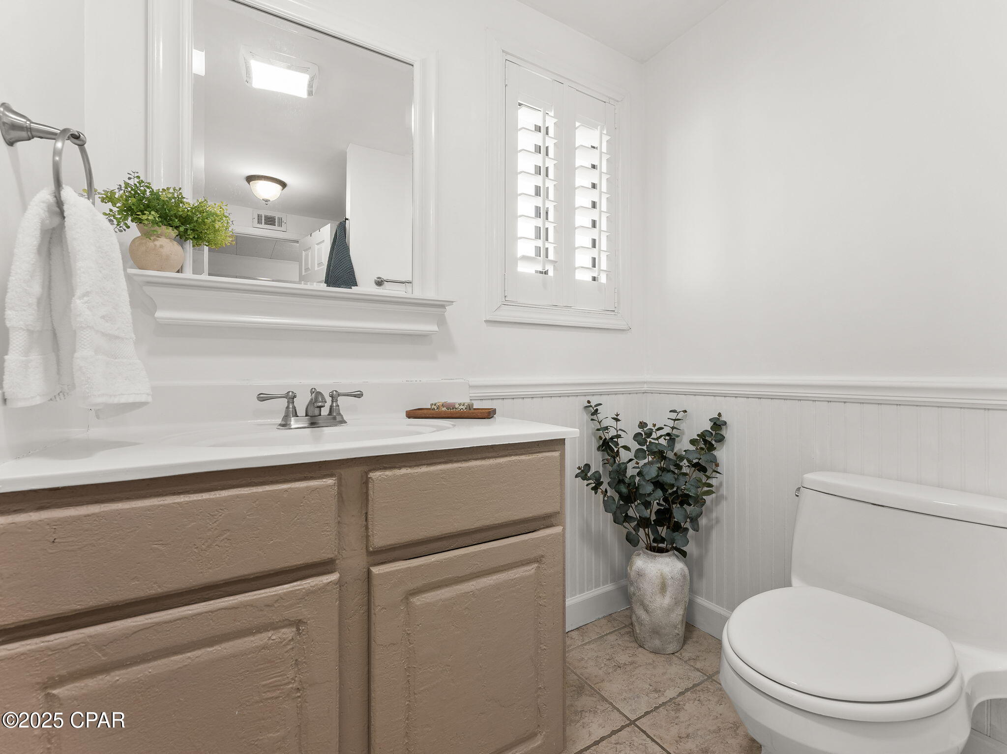 Image 30 For 111 Charles Claude Circle