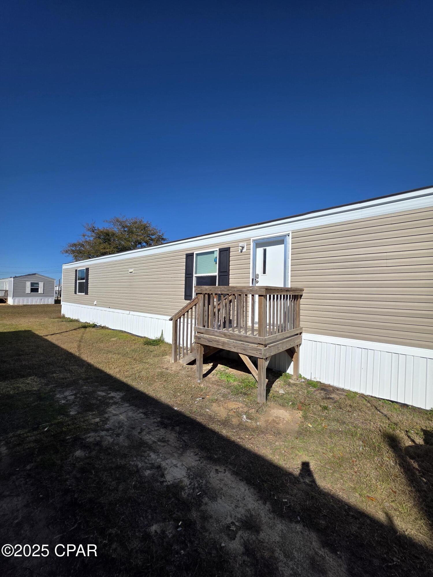 Image 2 For 5921 Nadine Road Unit E