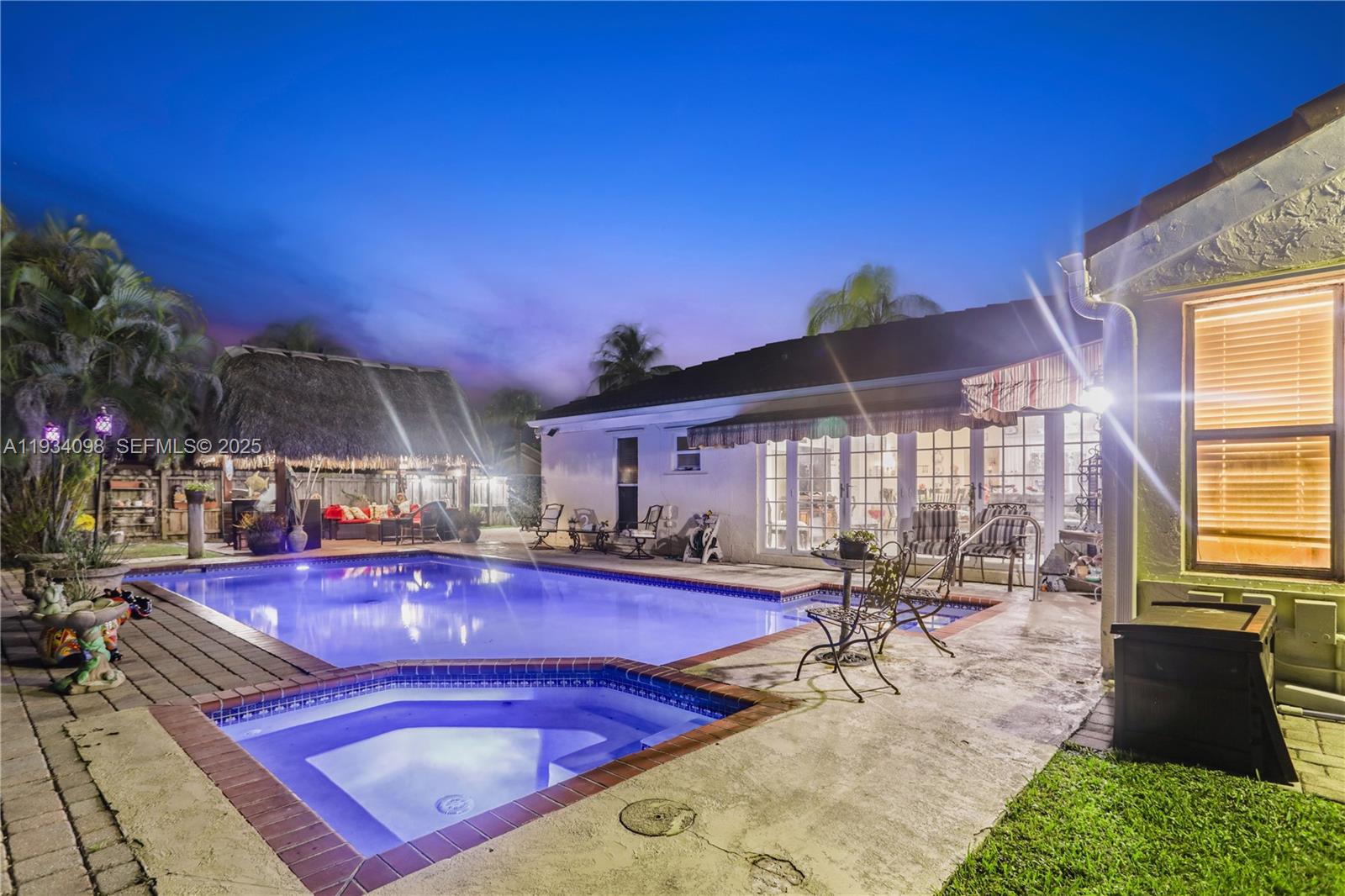 Weitzer Shauna Meadows Se