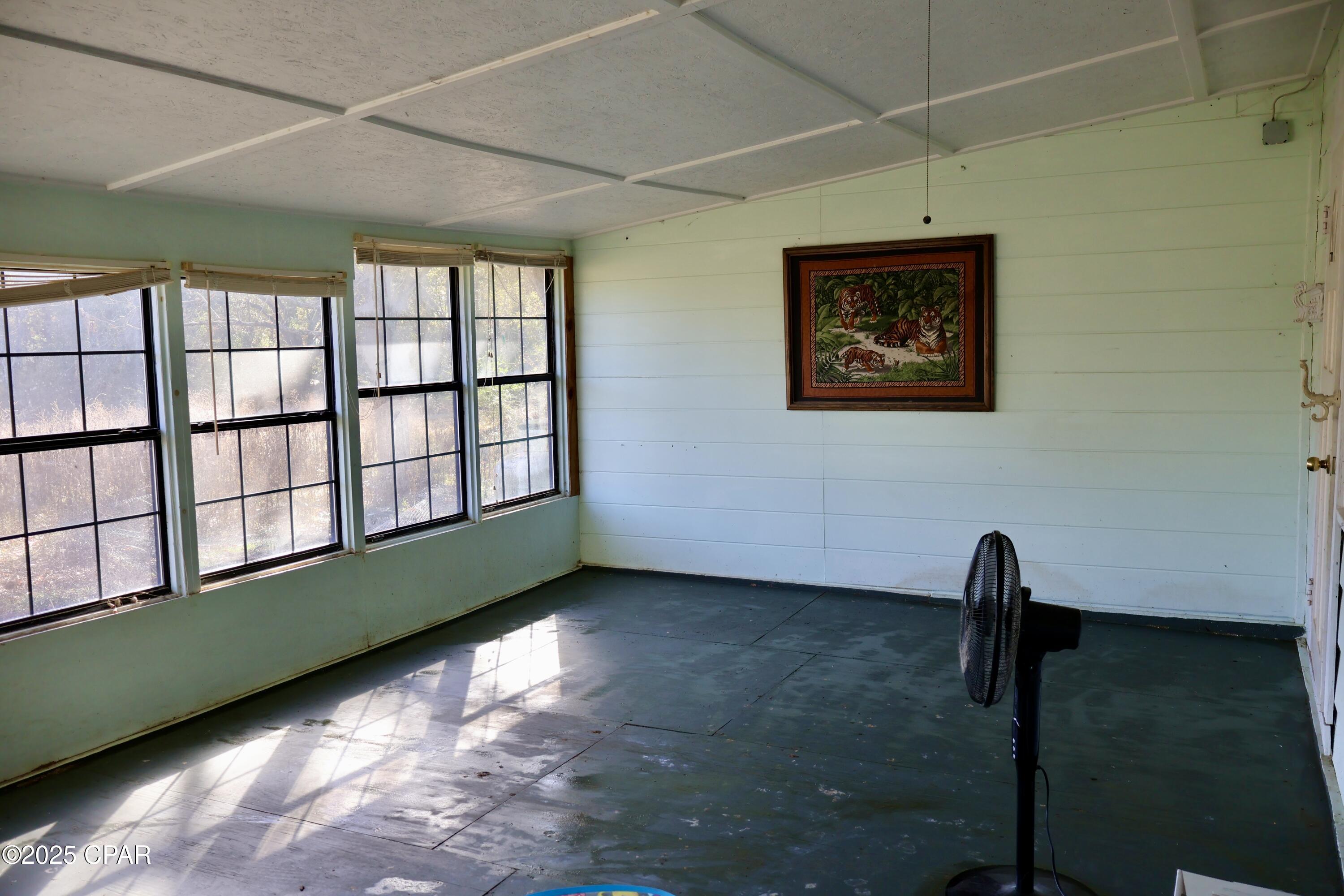 Image 6 For 4056 Highway 77