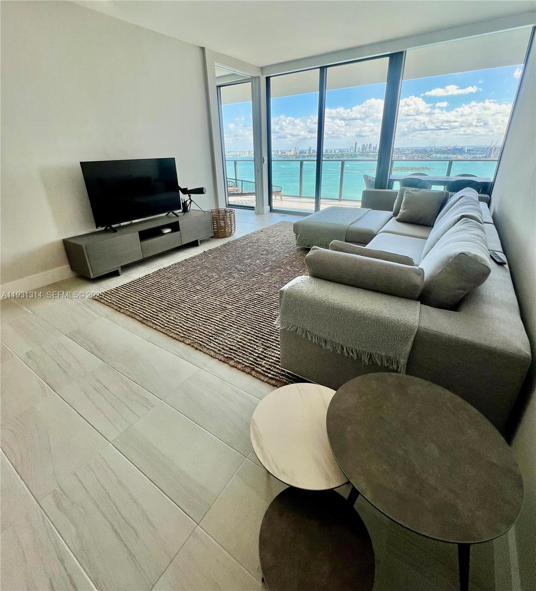 Paraiso Bay Condo