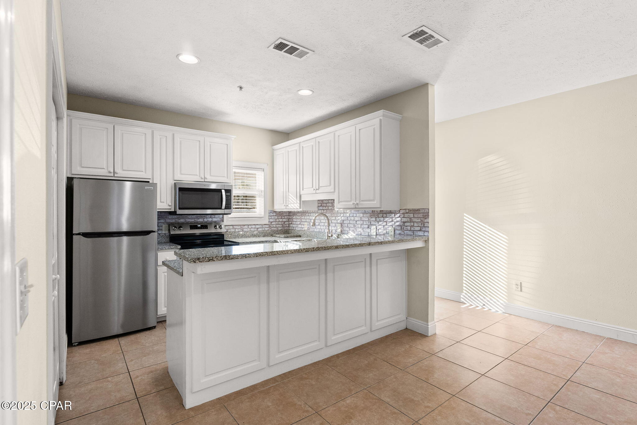 Image 2 For 212 Bonita Circle A