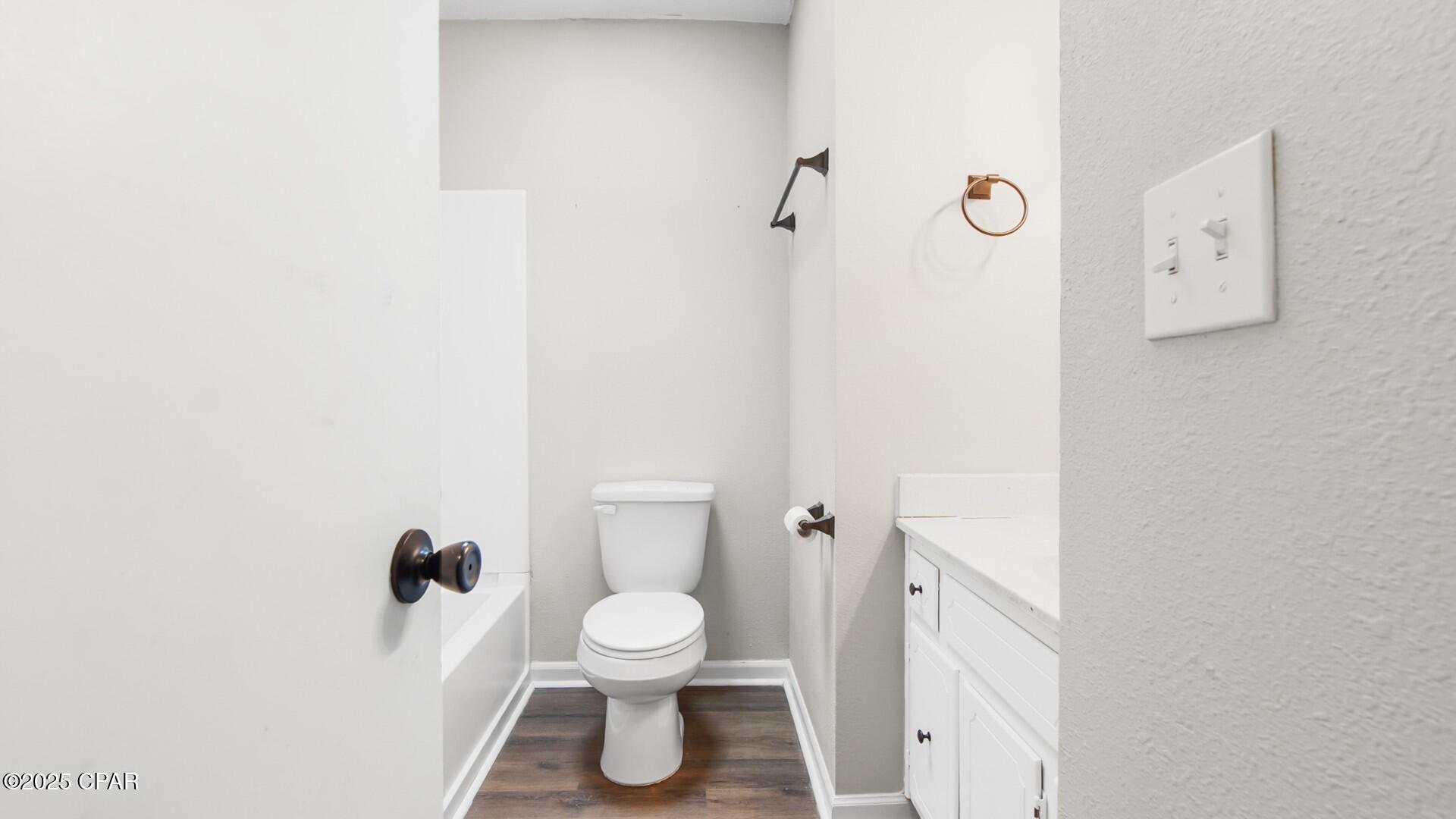 Image 16 For 3728 Greentree Place