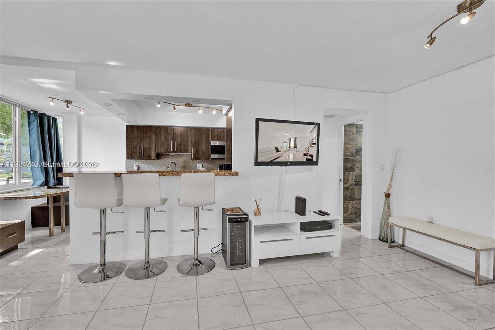 Homes for sale in Sunny Isles Beach, FL | 250 180Th Dr #155, Sunny Isles Beach, FL 33160 | MLS# A11934242