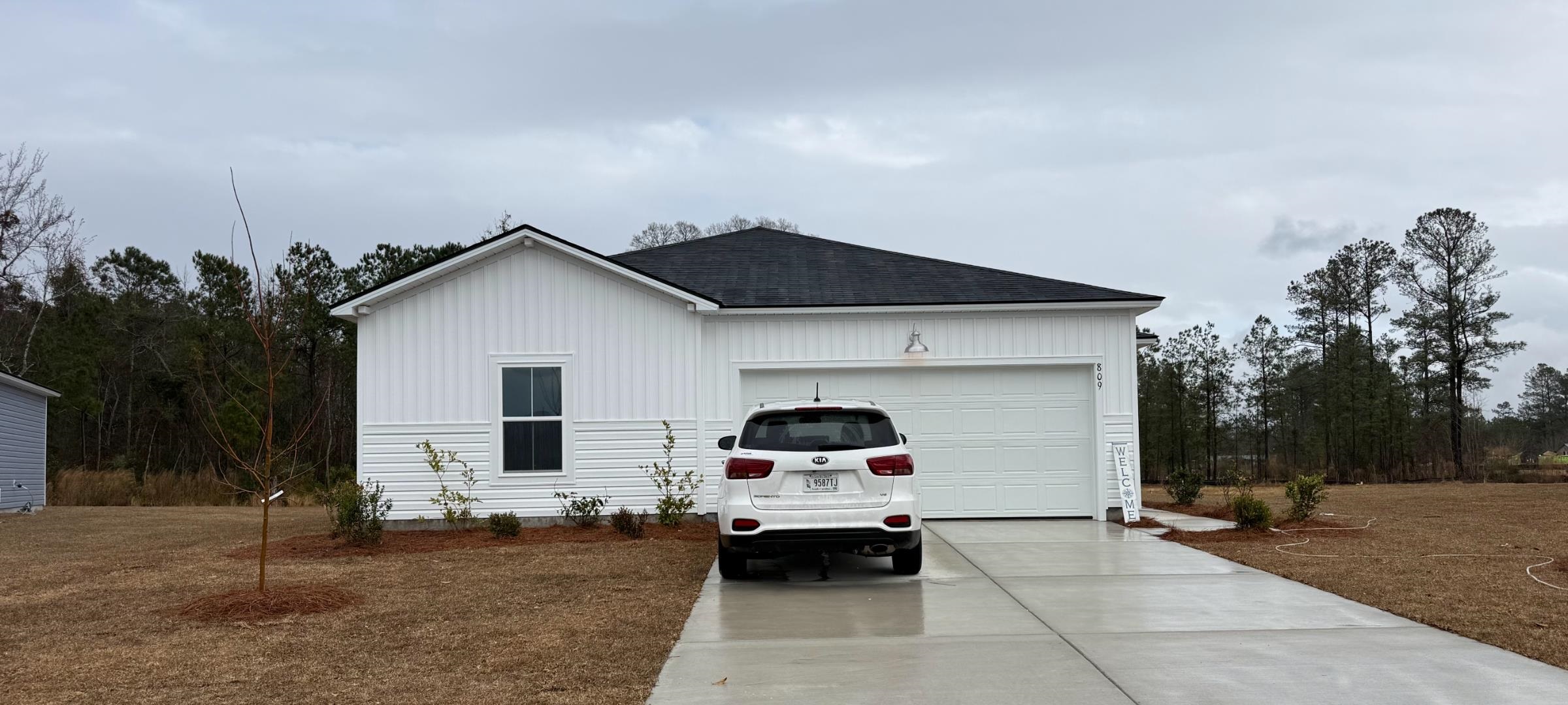 809 Western Rail Way Loris, SC 29569