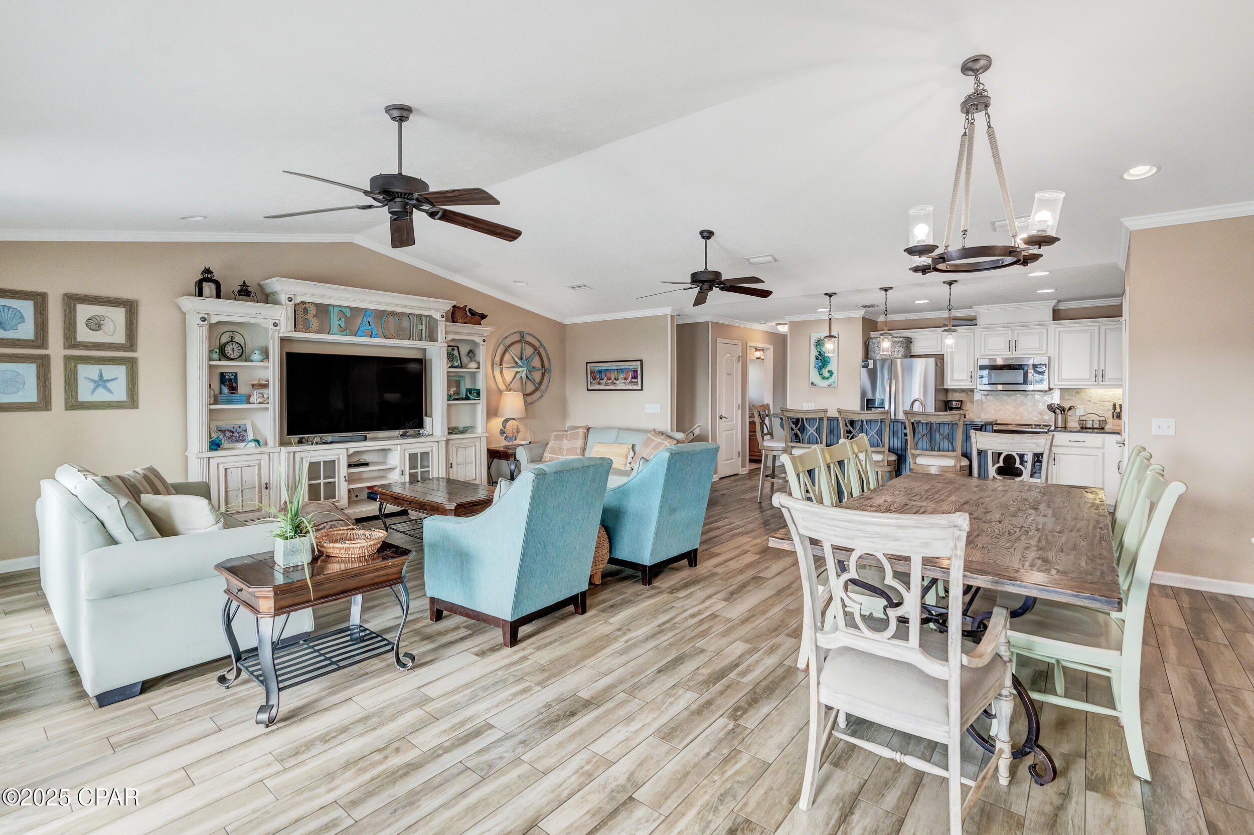 Image 13 For 17806 Front Beach Road