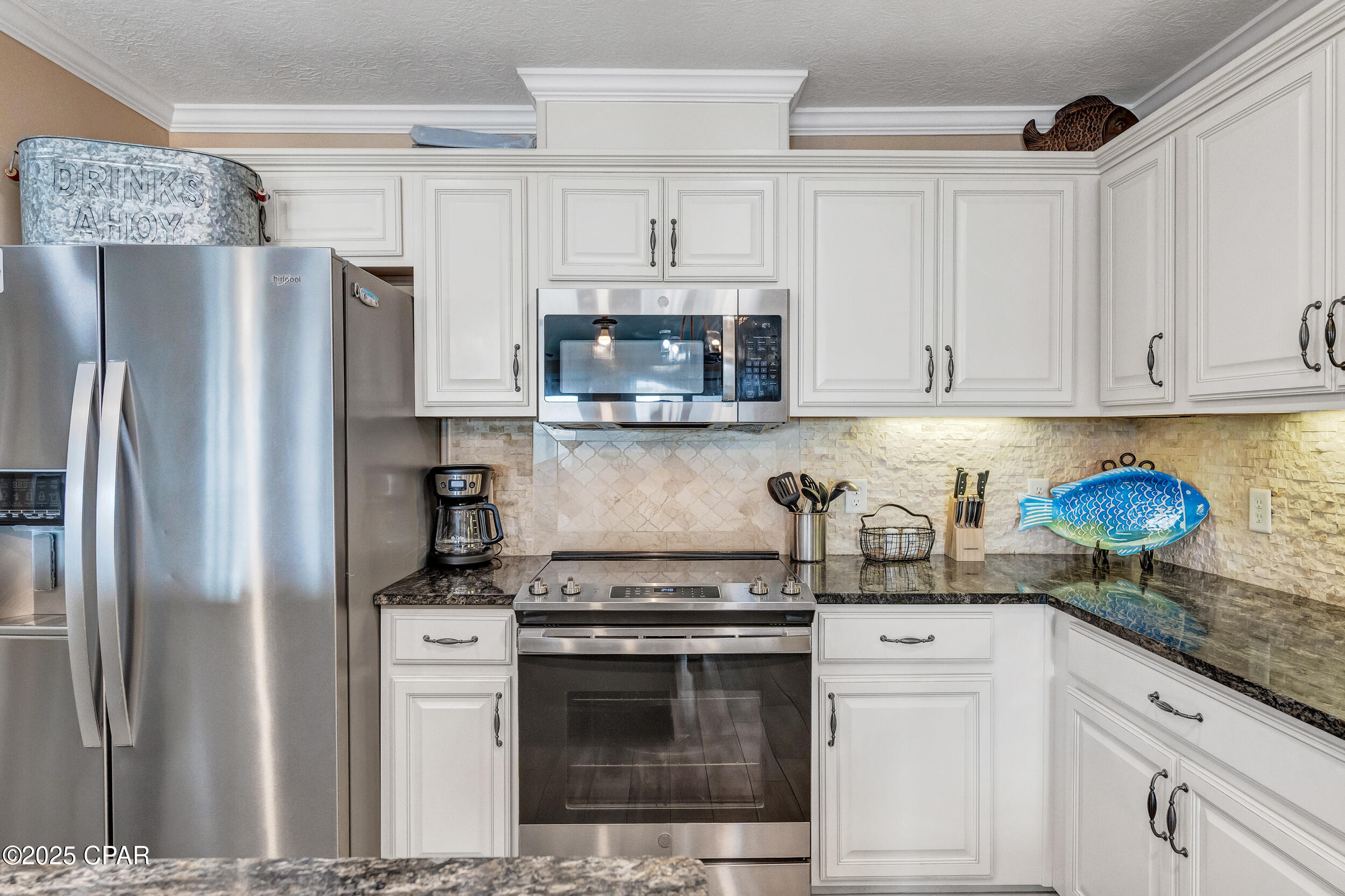 Image 18 For 17806 Front Beach Road