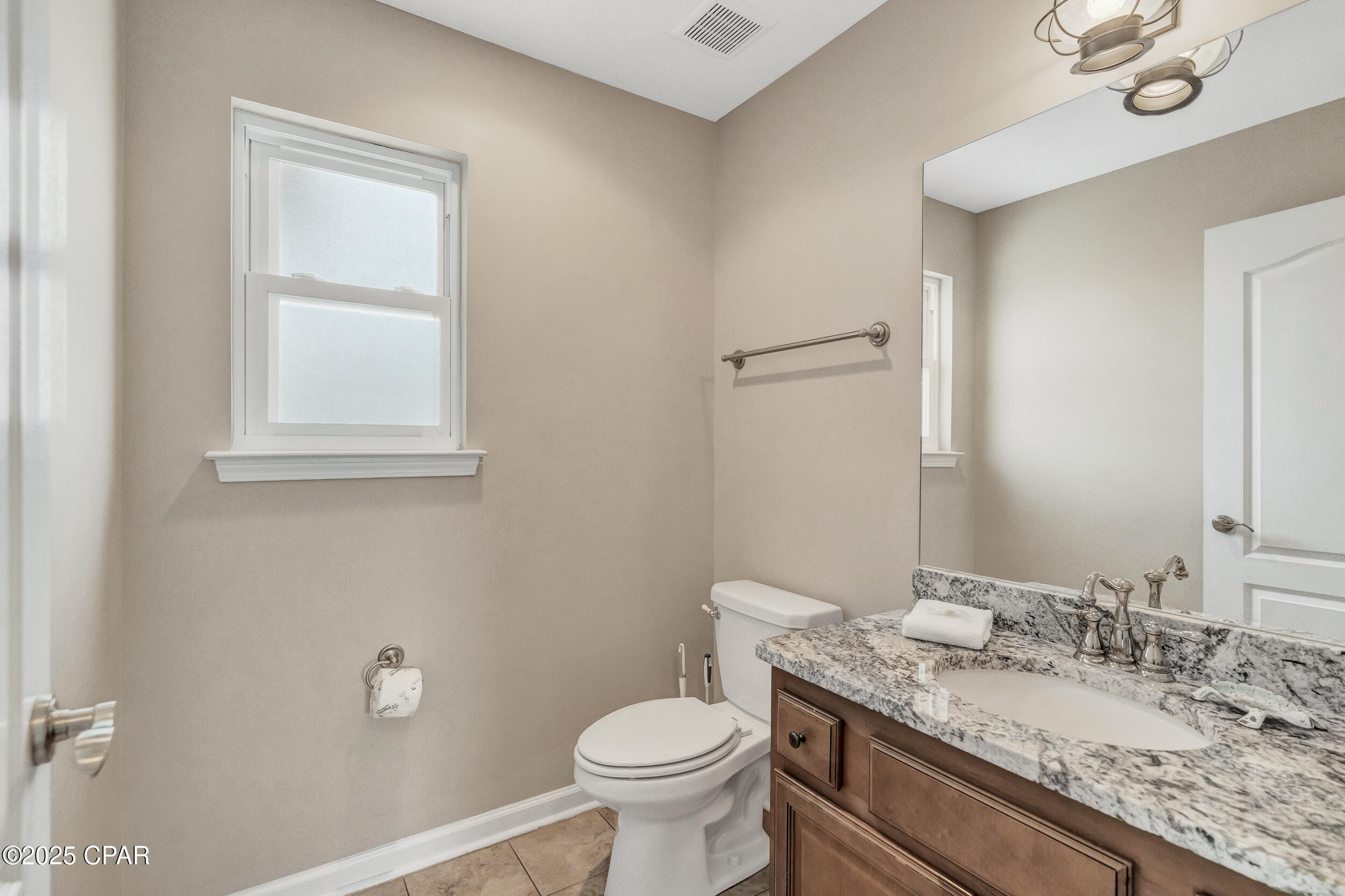 Image 31 For 17806 Front Beach Road