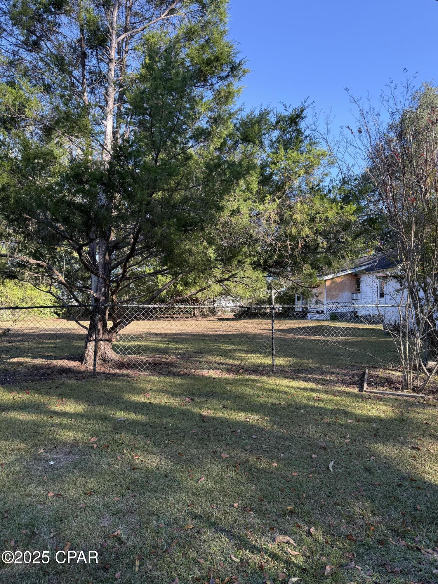 Image 6 For 2657 Randall Lane