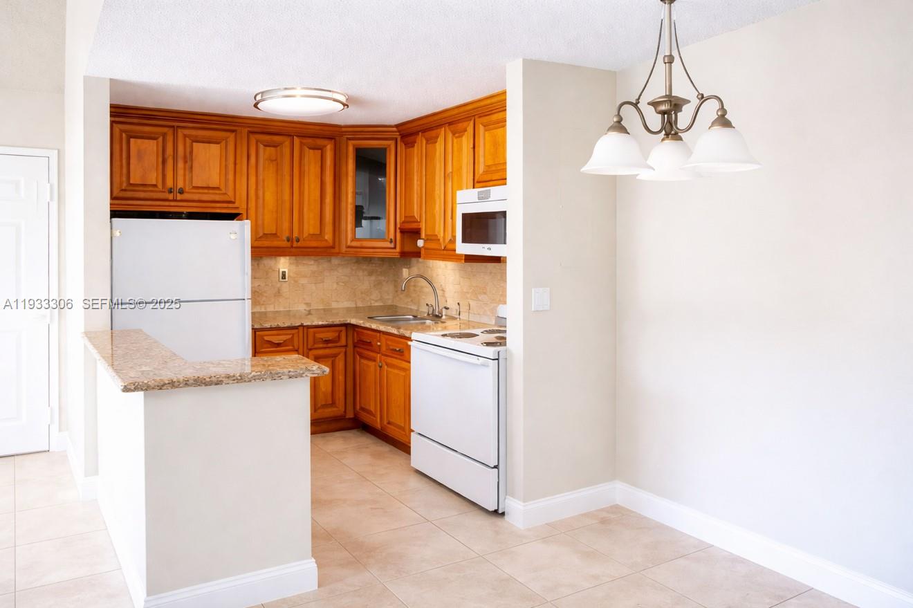 The Courts At Kendall Con