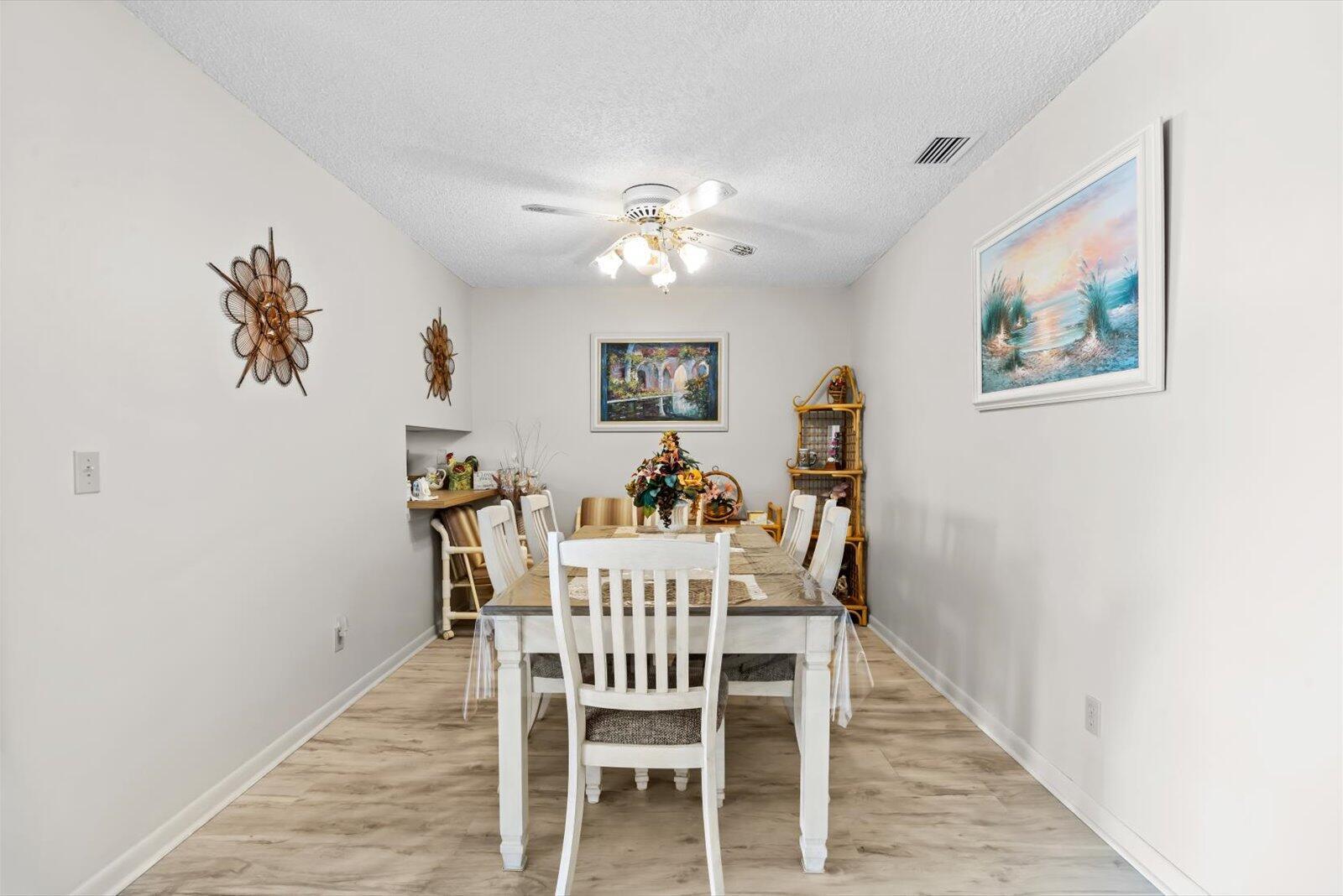 Homes for sale in Stuart, FL | 1250 Se Parkview Pl #C6, Stuart, FL 34994 | MLS# R11149292