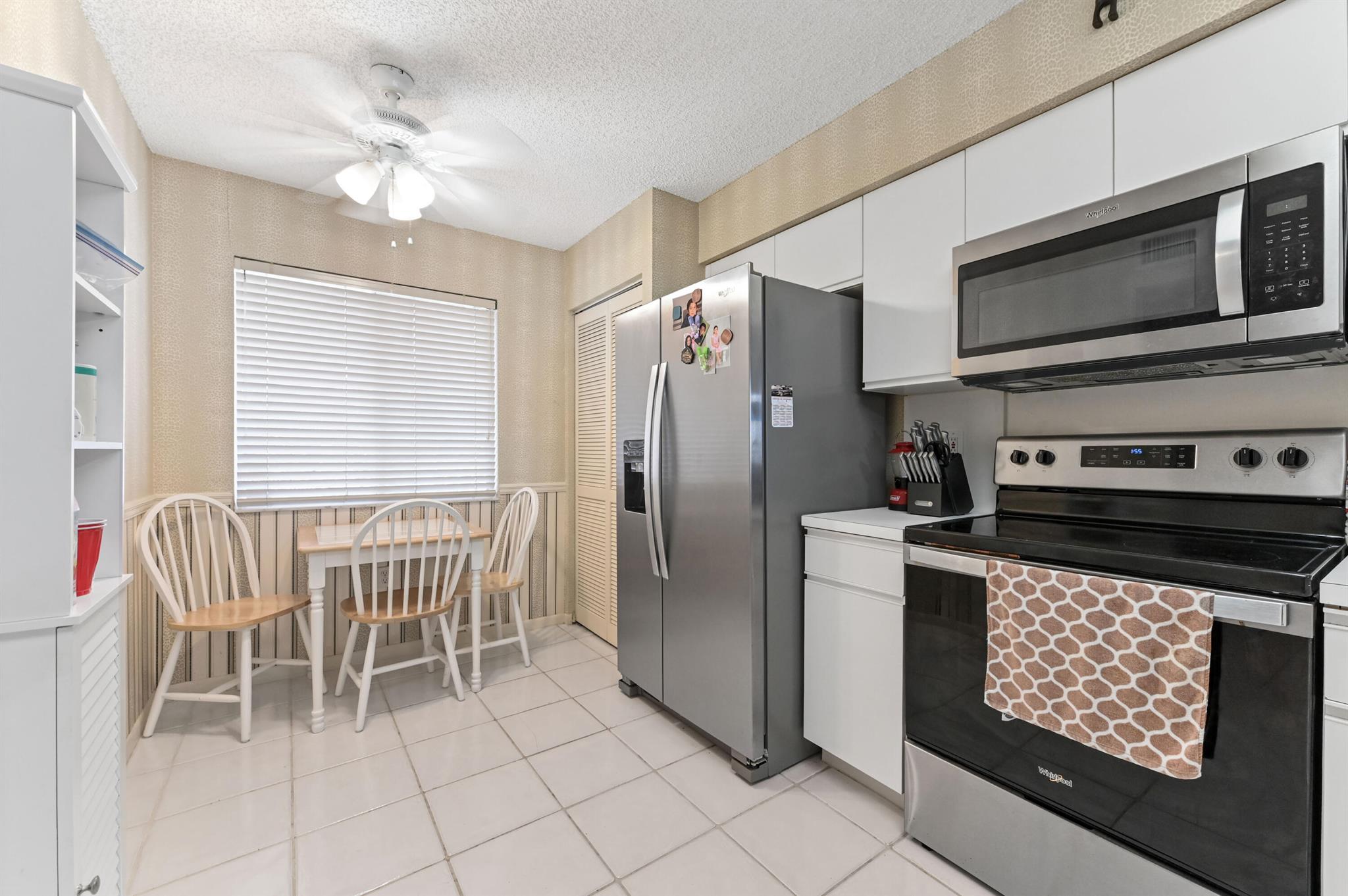 Homes for sale in Delray Beach, FL | 14096 Huntington Pointe Dr #305, Delray Beach, FL 33484 | MLS# R11149297