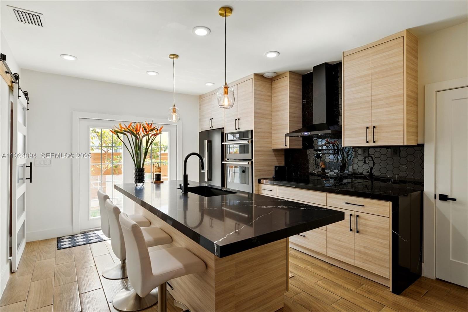 Oceanside Sec Isle Of Nor