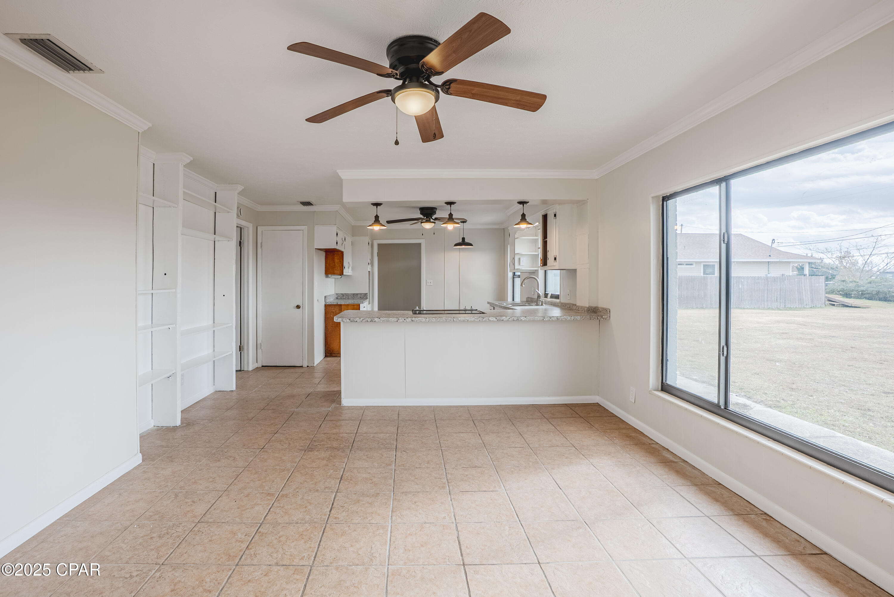 Image 3 For 3121 Douglas Road