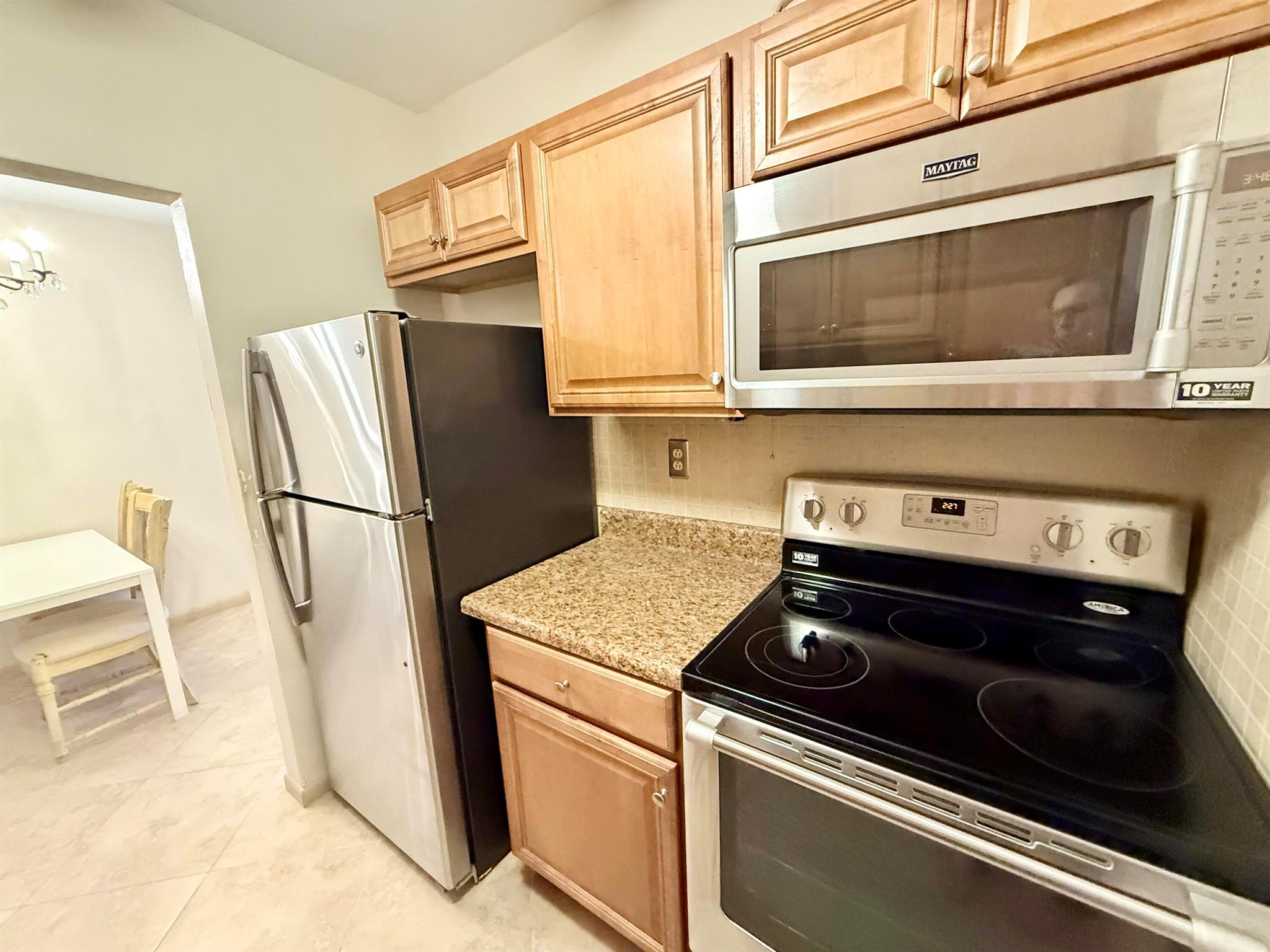 Homes for sale in Lake Worth Beach, FL | 2204 Lake Osborne Dr #5, Lake Worth Beach, FL 33461 | MLS# R11149334